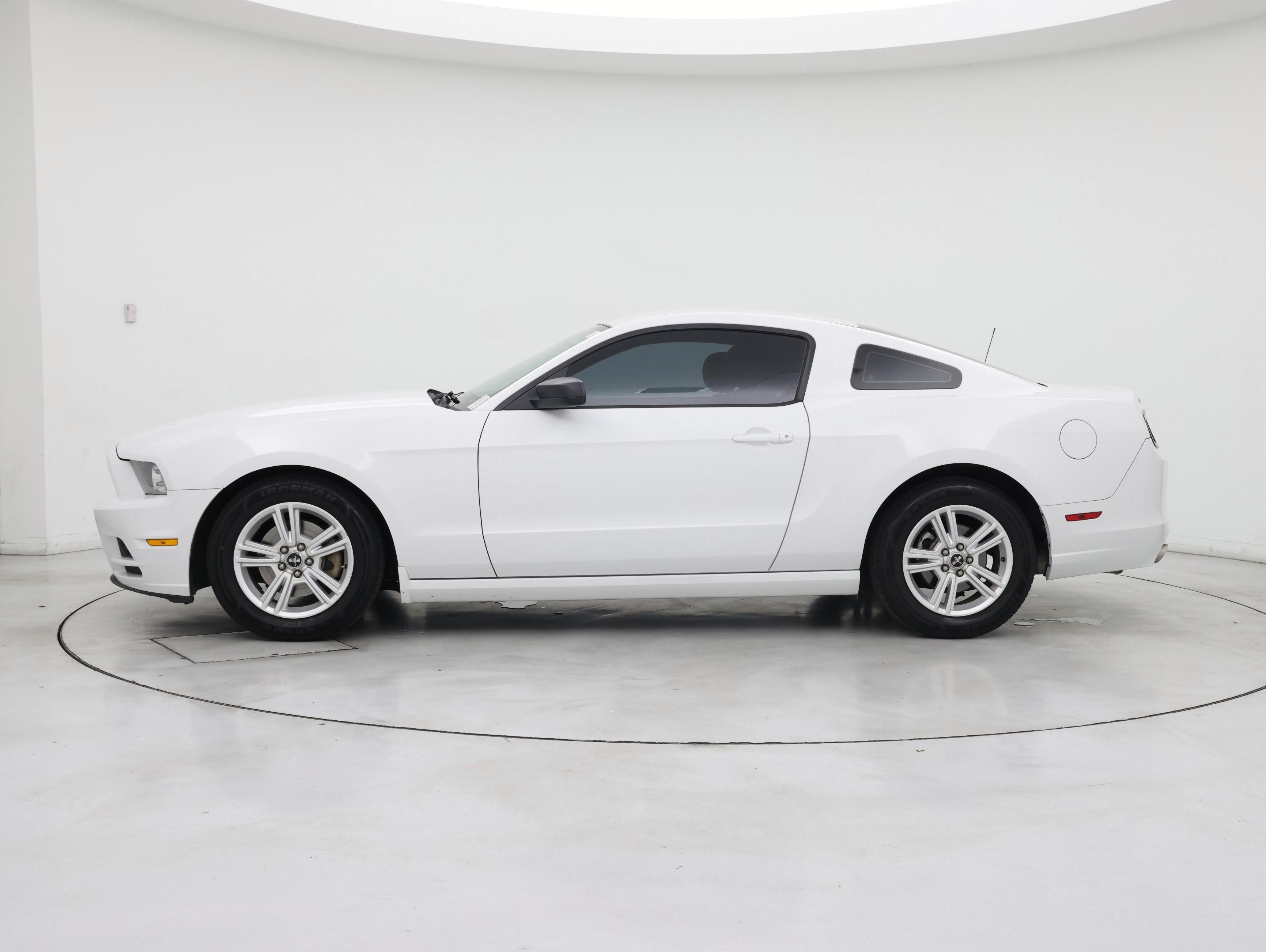 Thumbnail: 2014 Ford Mustang - 3