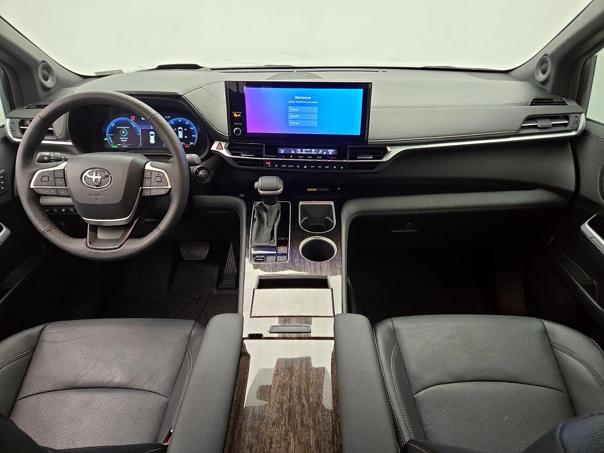 Thumbnail: 2025 Toyota Sienna - 9