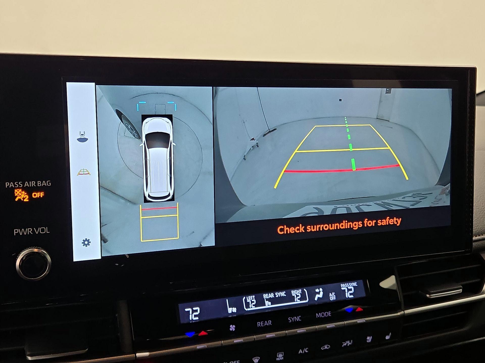Thumbnail: 2025 Toyota Sienna - 14
