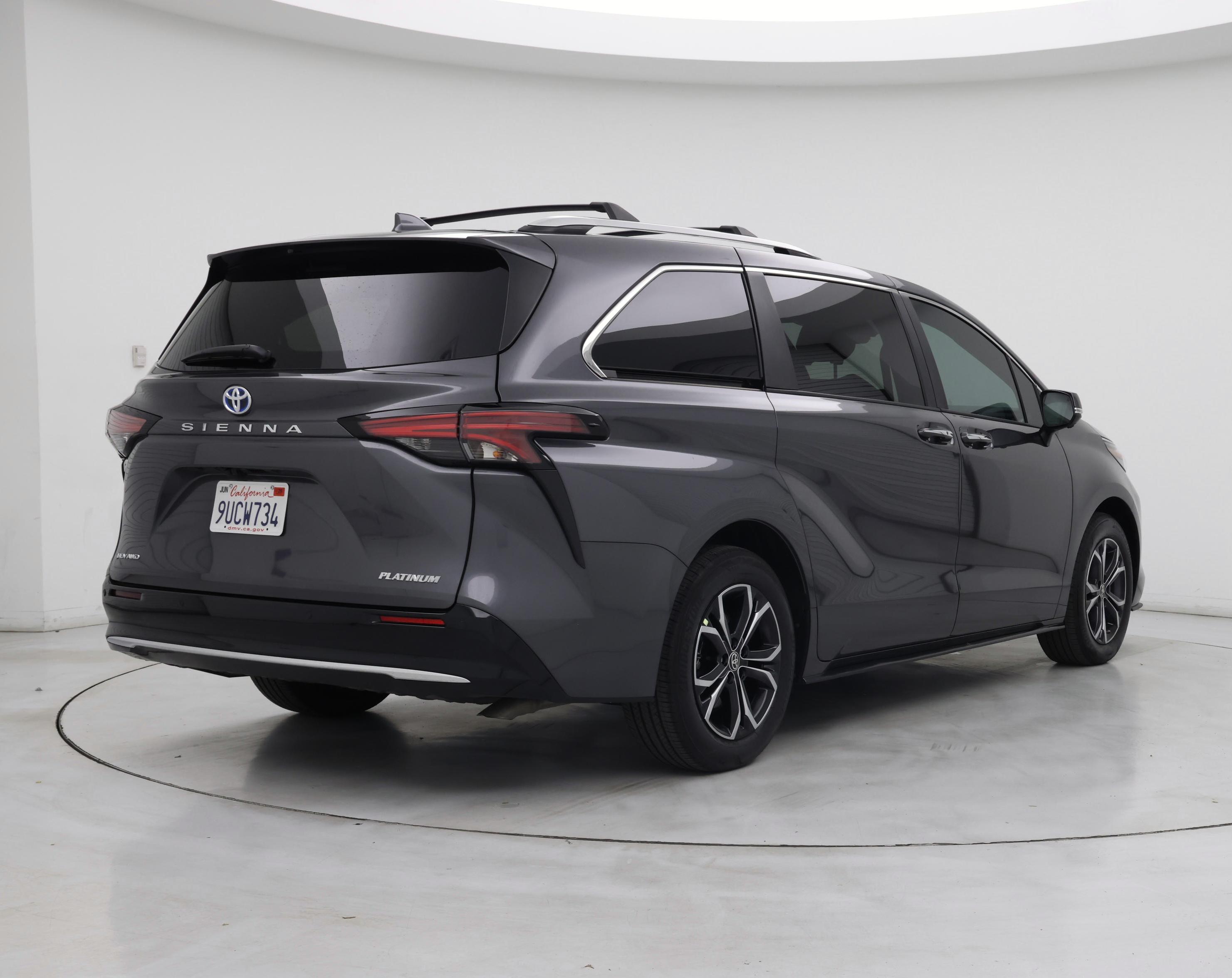 Thumbnail: 2025 Toyota Sienna - 8