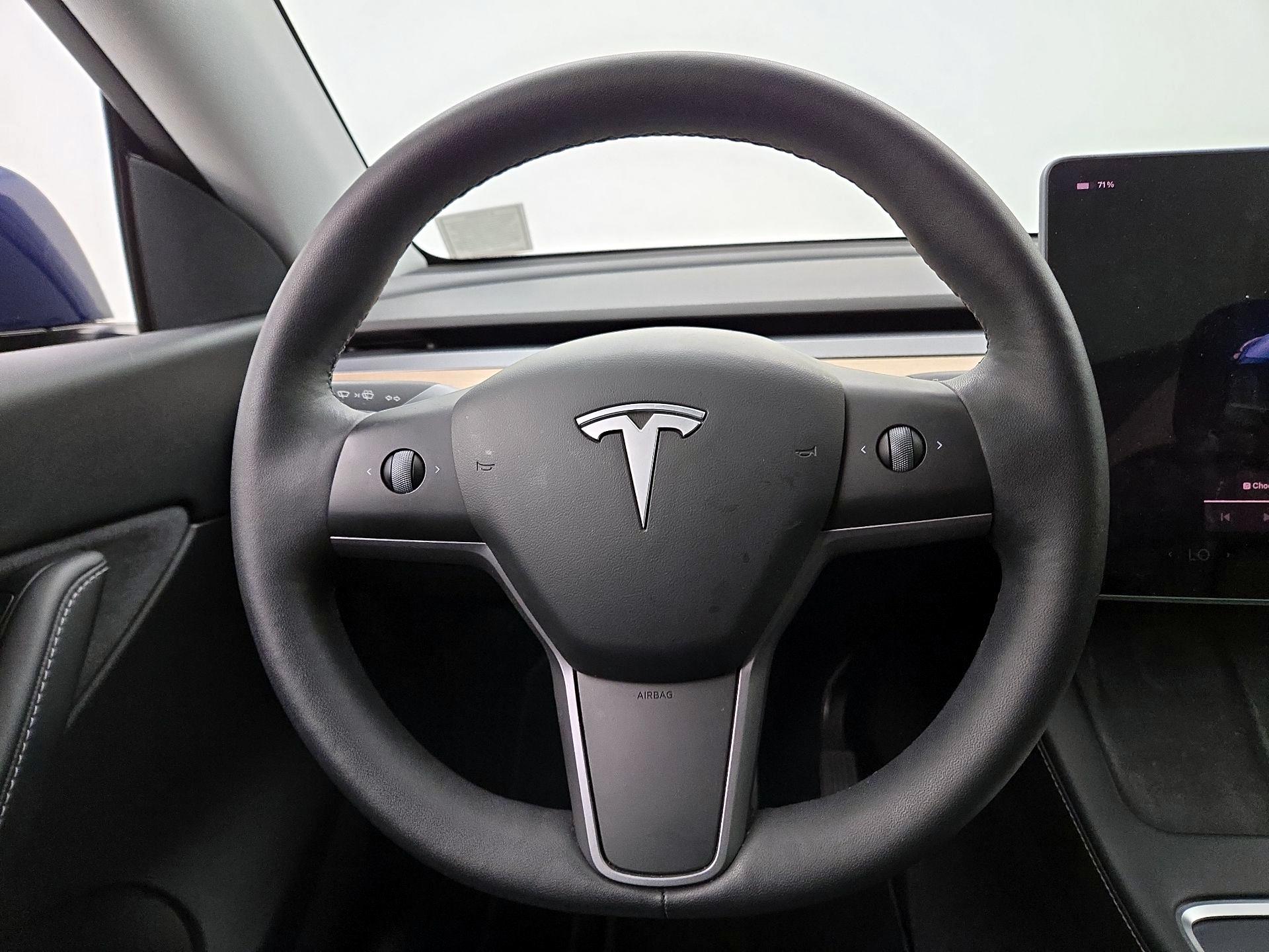 Thumbnail: 2022 Tesla Model Y - 10