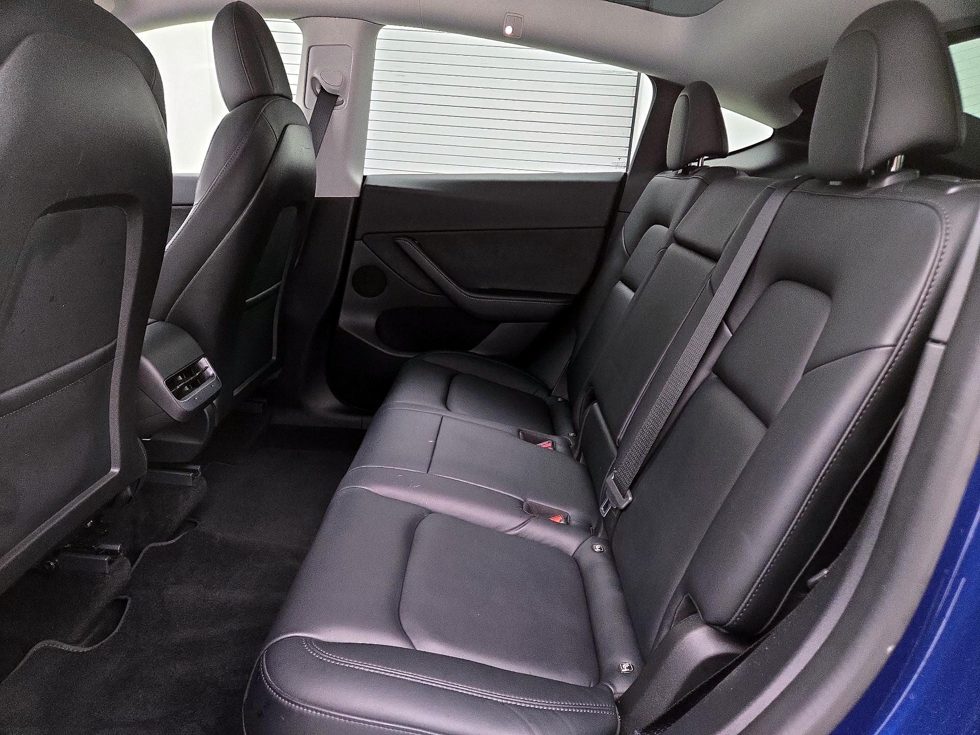 Thumbnail: 2022 Tesla Model Y - 18