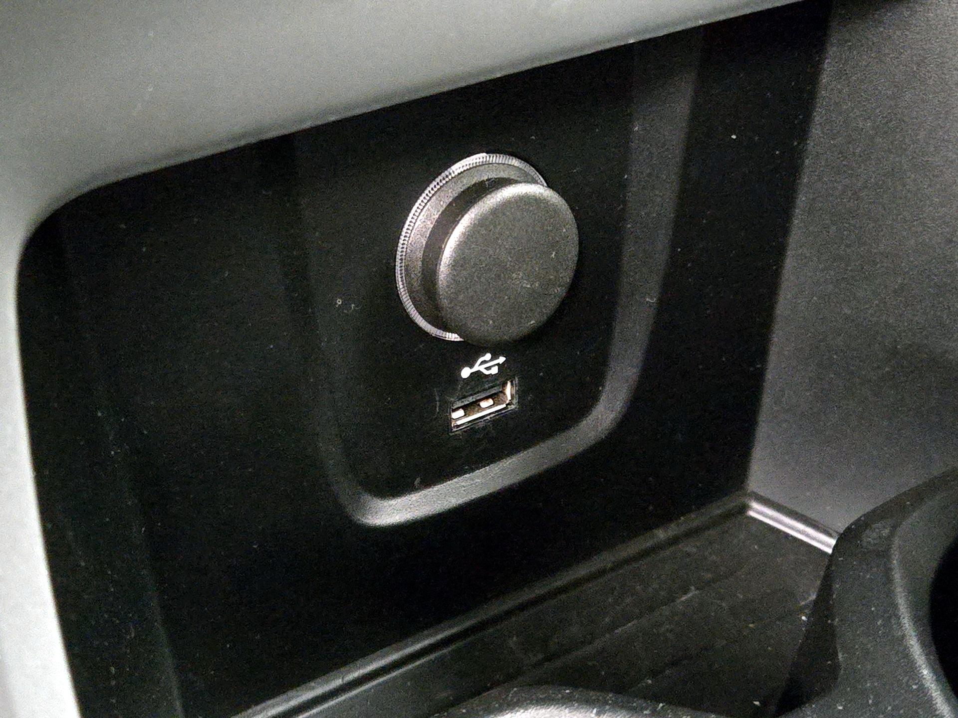 Thumbnail: 2020 BMW X2 - 18