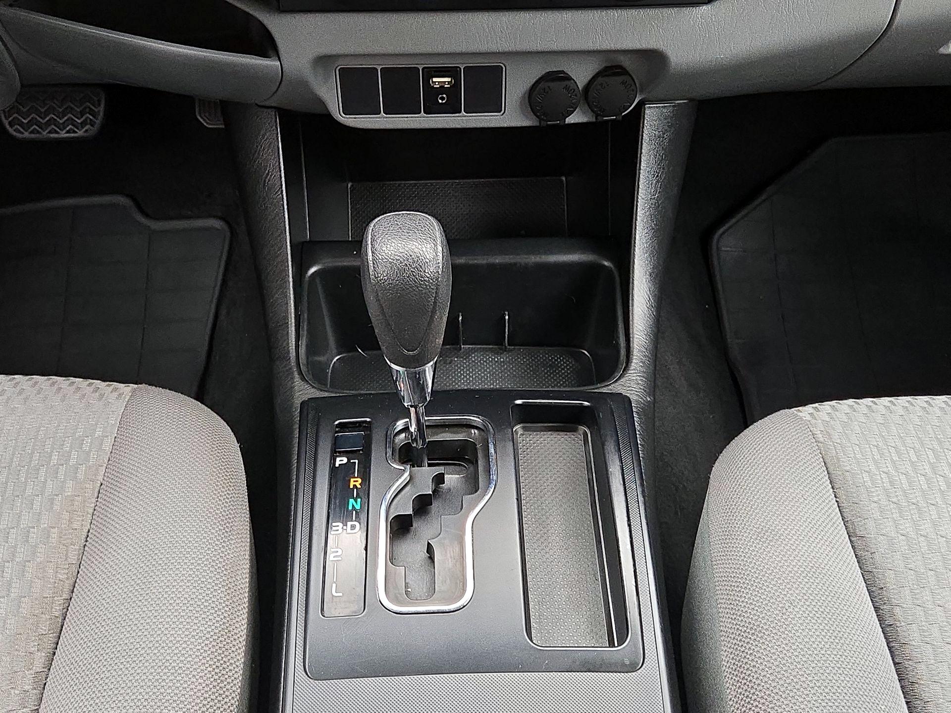 Thumbnail: 2014 Toyota Tacoma - 16