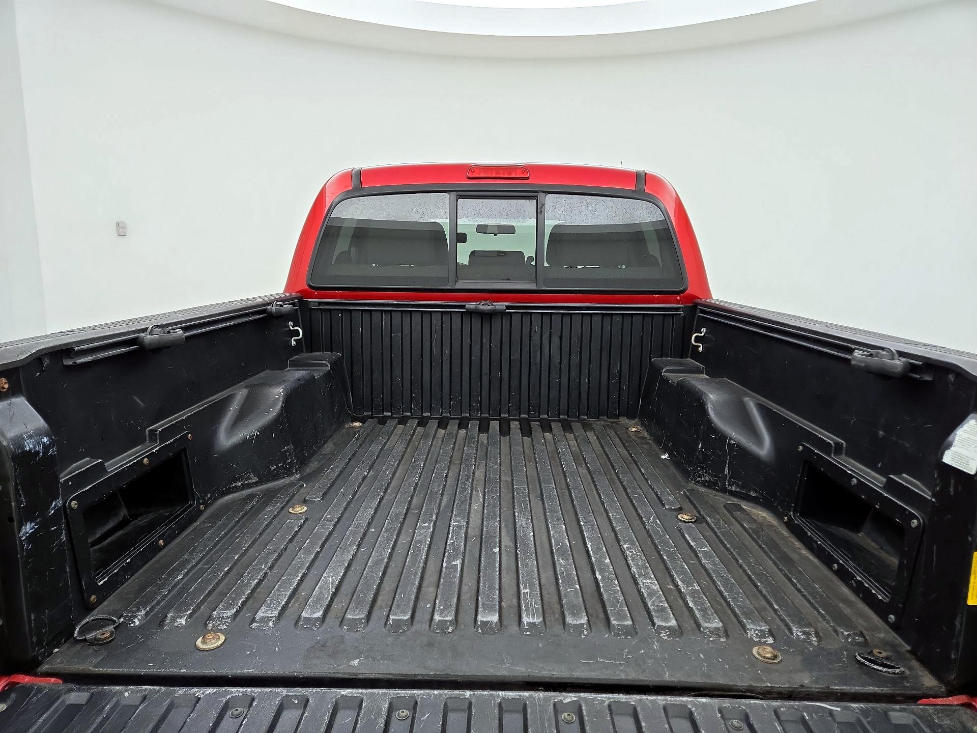 Thumbnail: 2014 Toyota Tacoma - 19