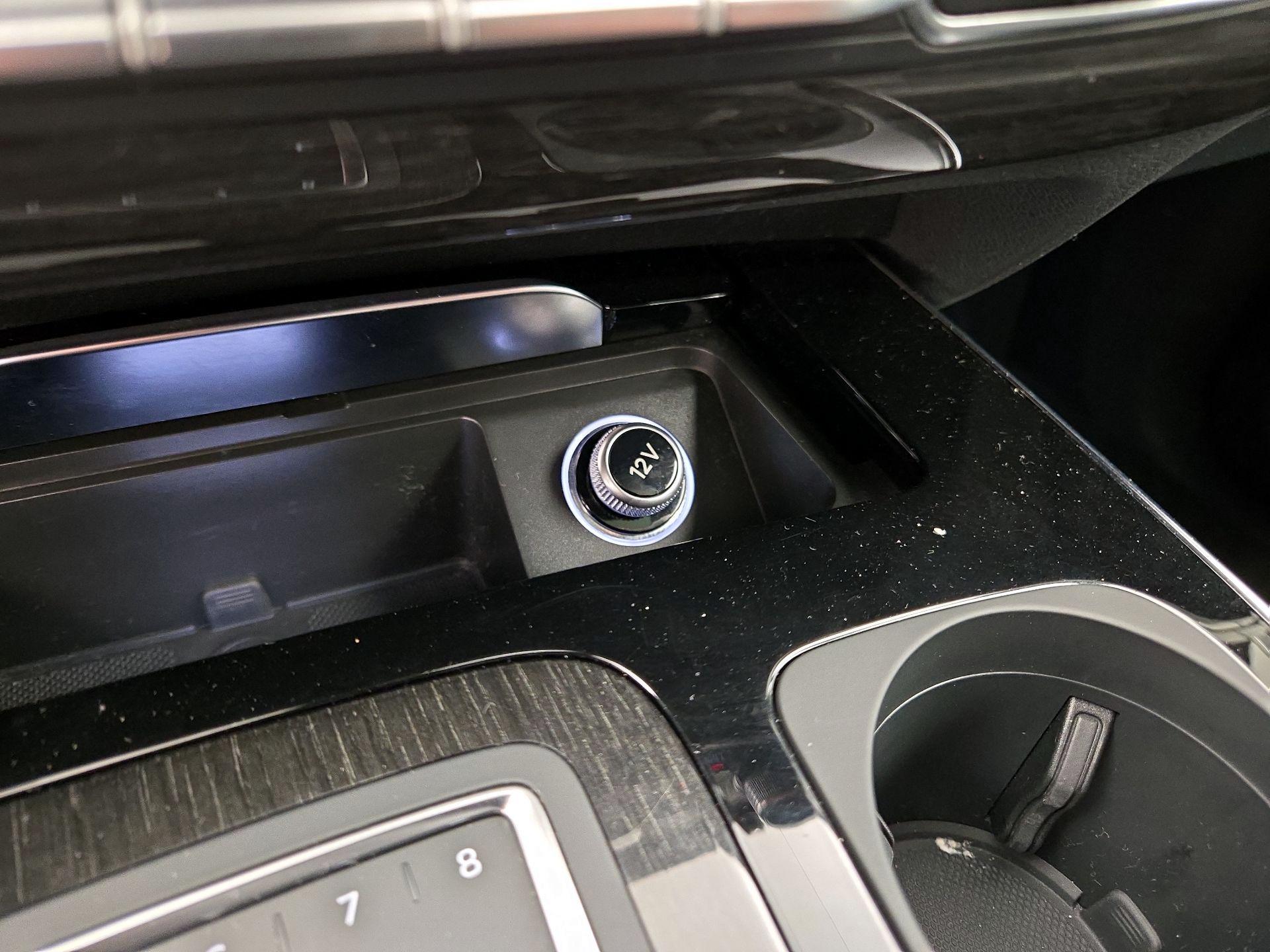 Thumbnail: 2019 Audi Q7 - 19