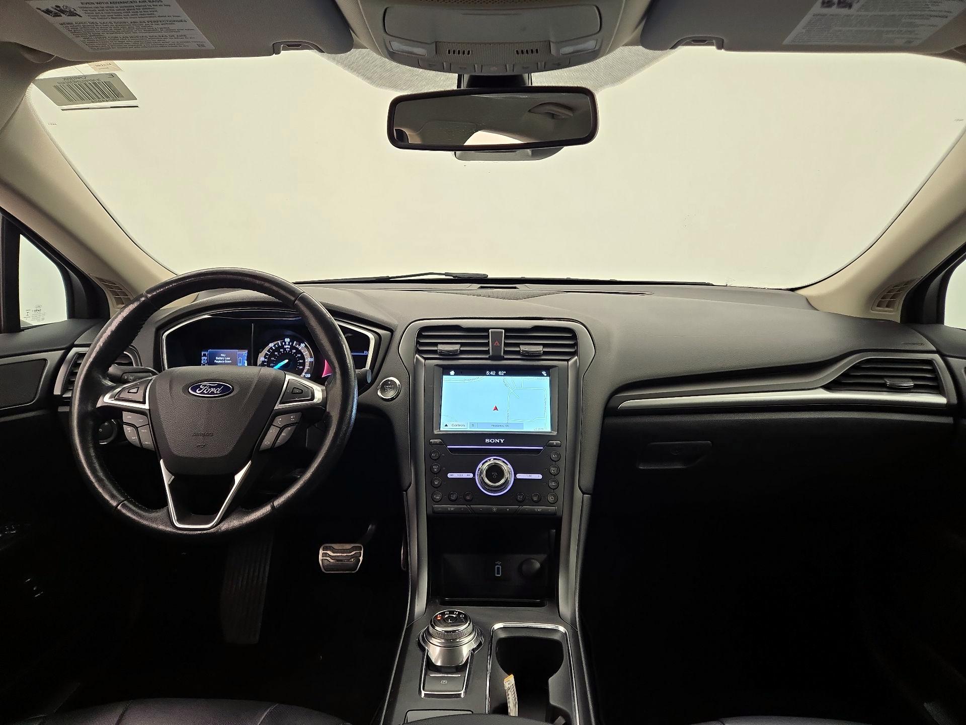 Thumbnail: 2017 Ford Fusion - 9