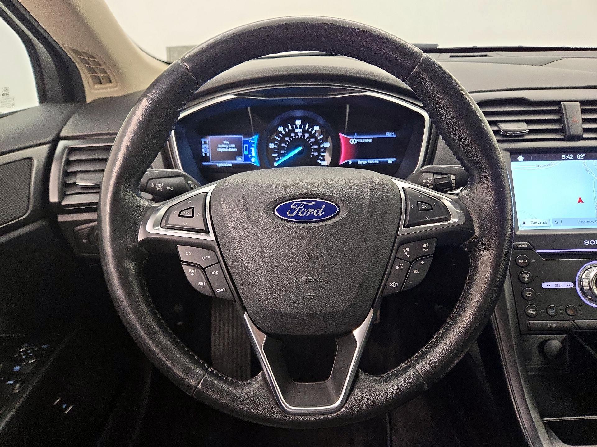 Thumbnail: 2017 Ford Fusion - 10