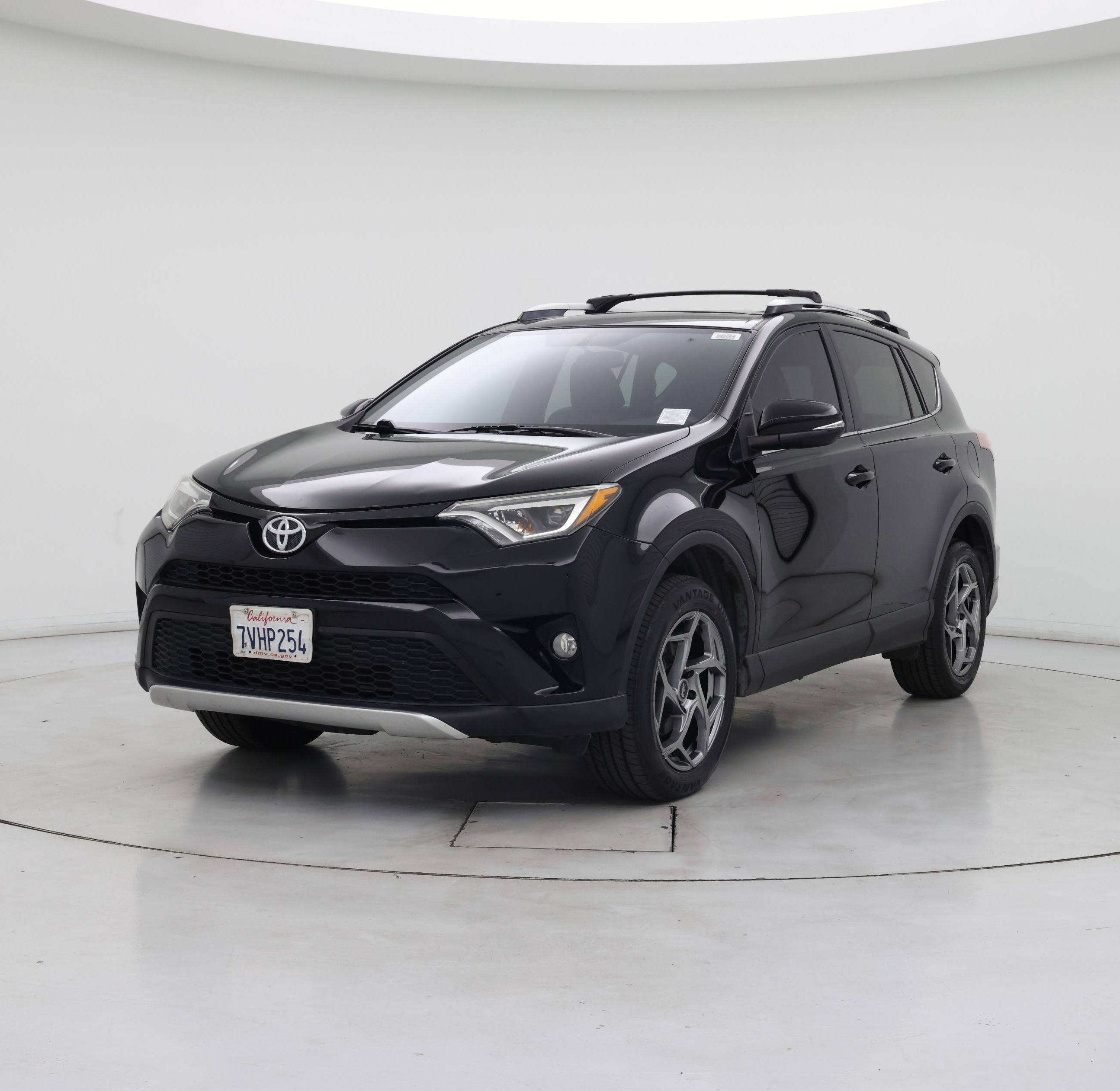Thumbnail: 2016 Toyota RAV4 - 4