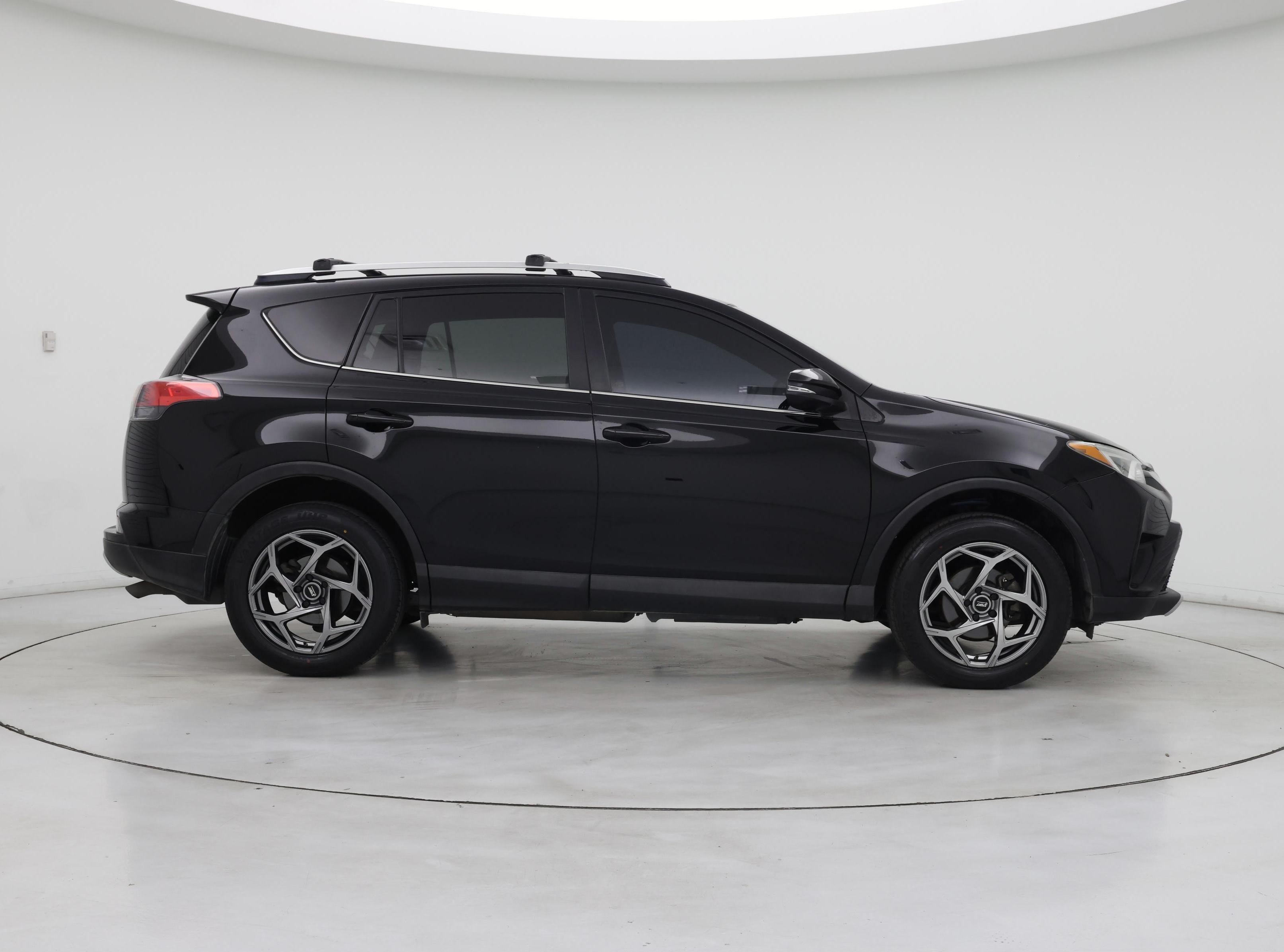 Thumbnail: 2016 Toyota RAV4 - 7