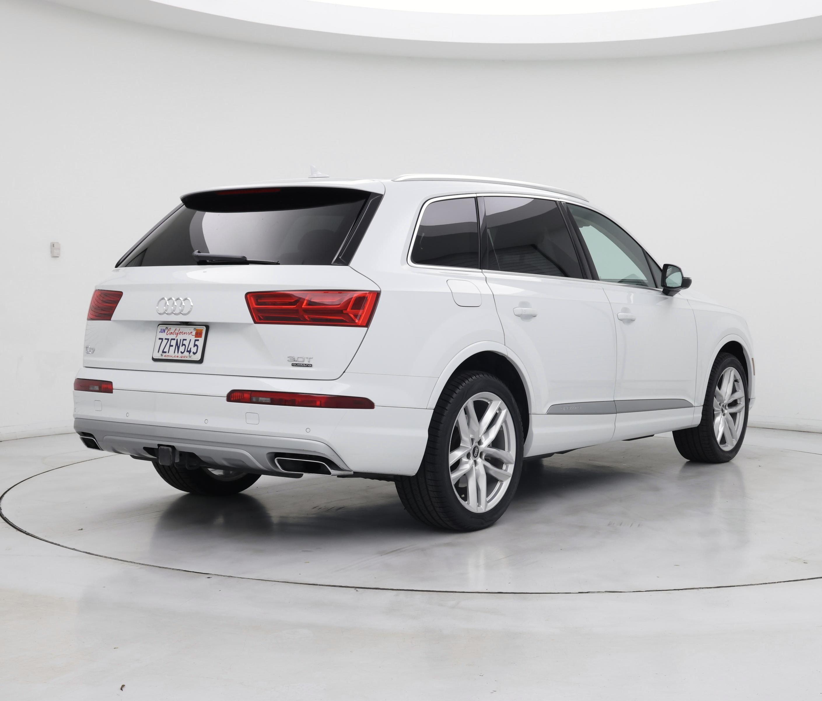 Thumbnail: 2017 Audi Q7 - 8