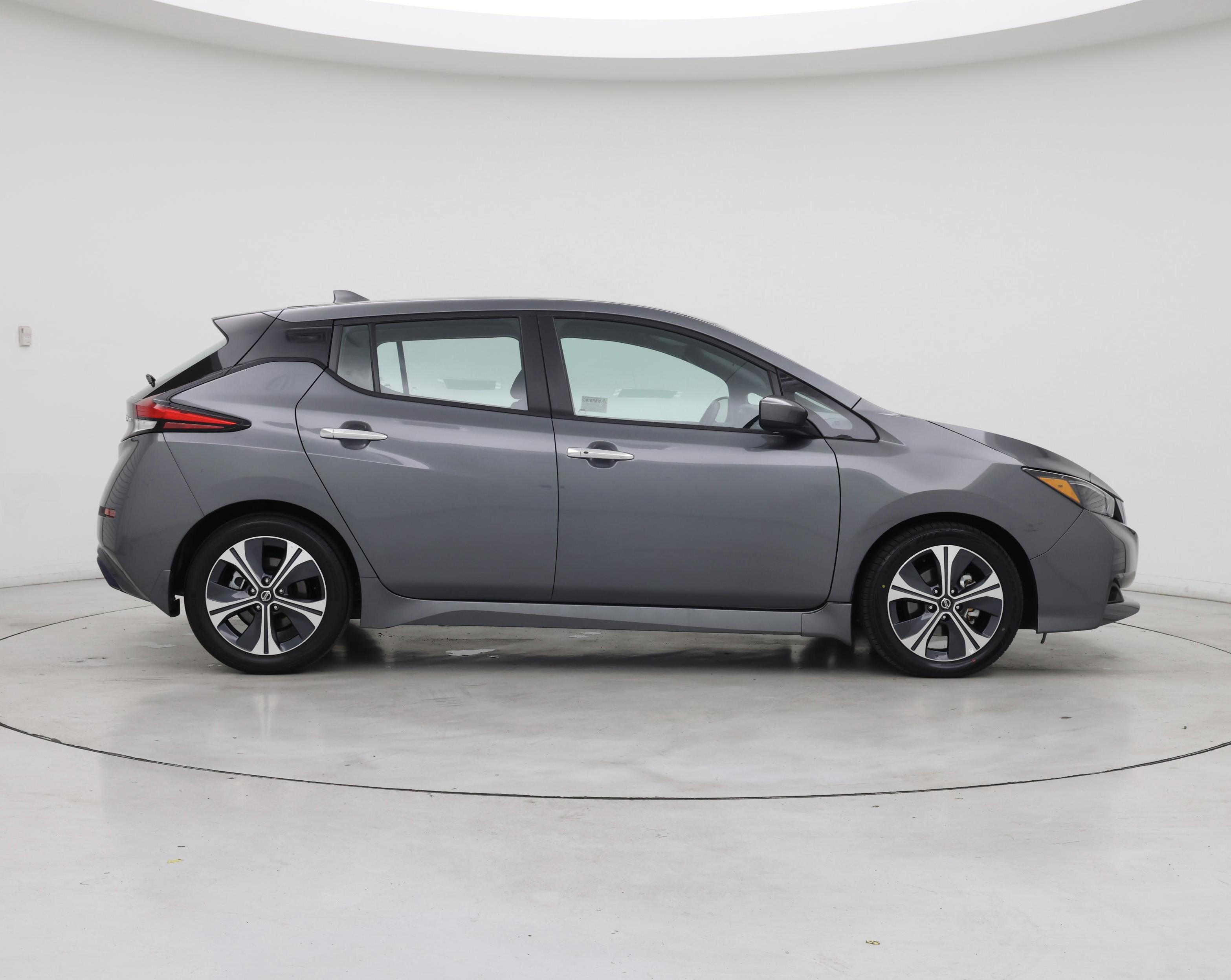 Thumbnail: 2020 Nissan Leaf - 7