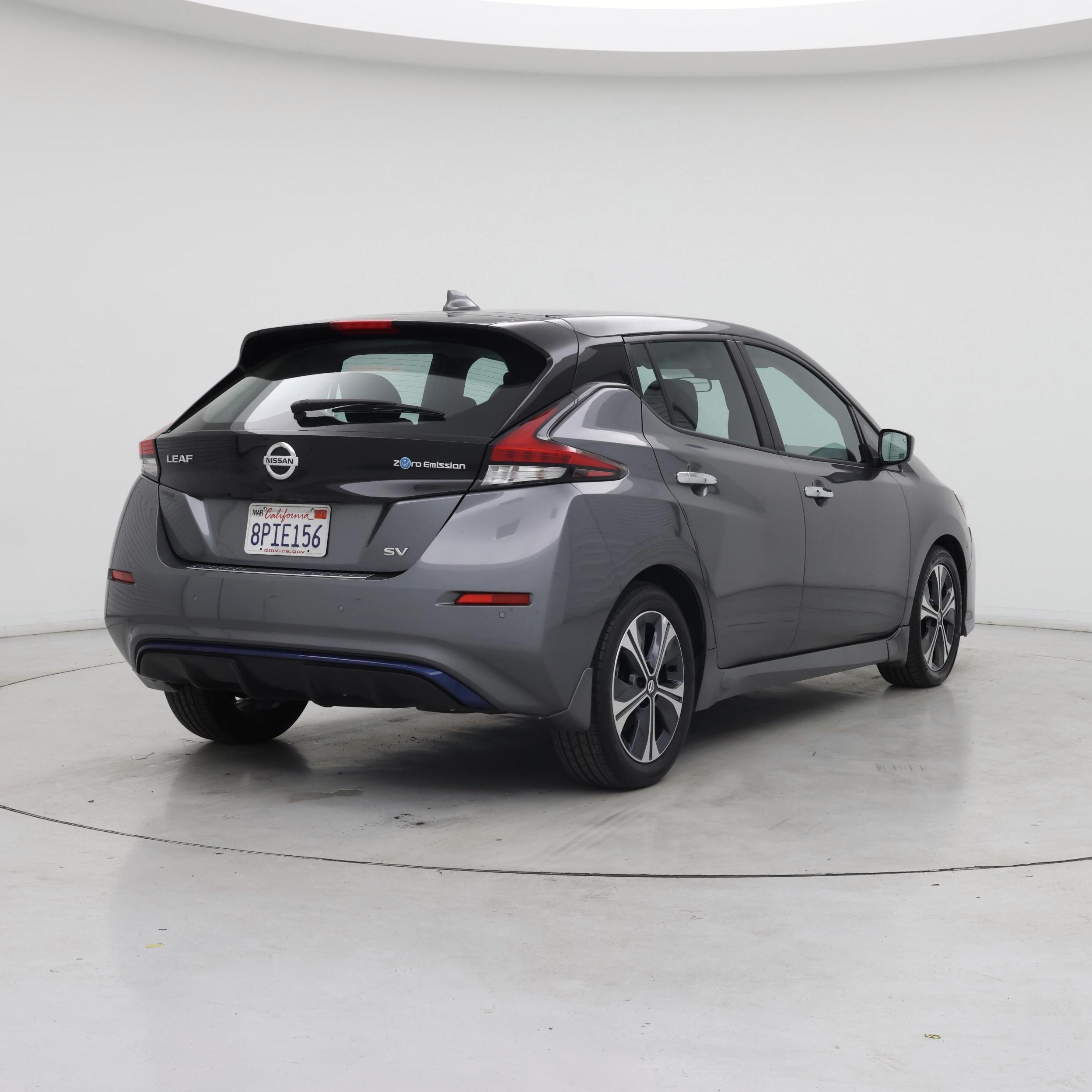 Thumbnail: 2020 Nissan Leaf - 8
