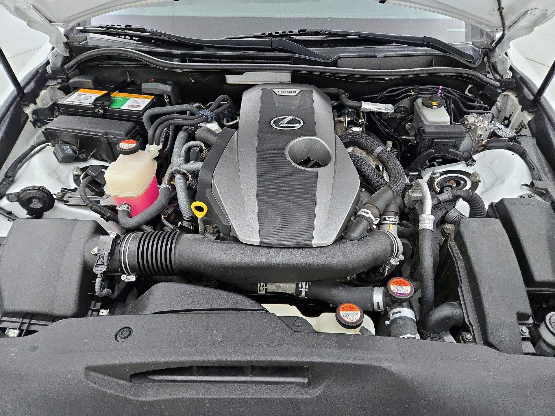 Thumbnail: 2016 Lexus IS - 20