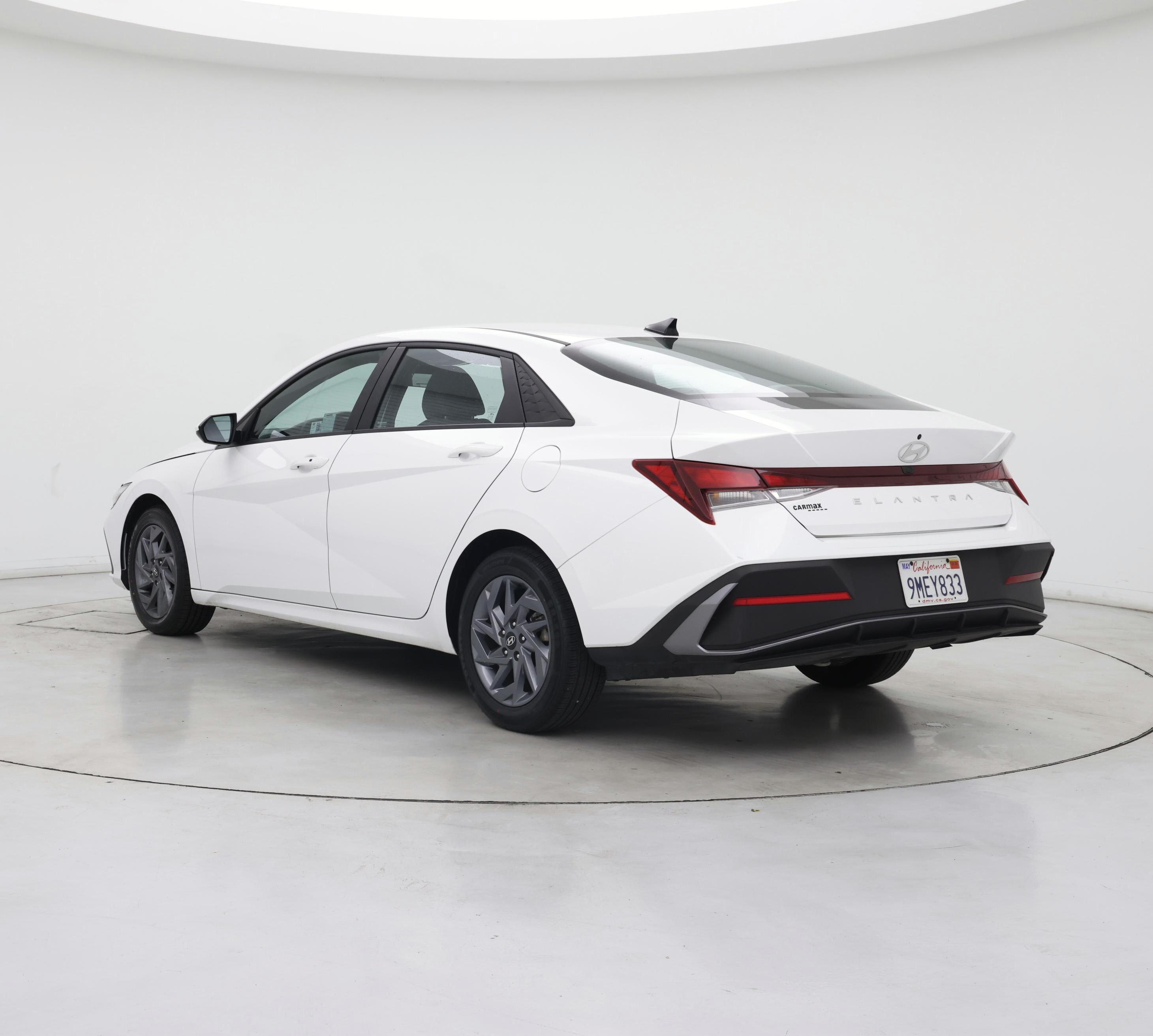 Thumbnail: 2024 Hyundai Elantra - 2