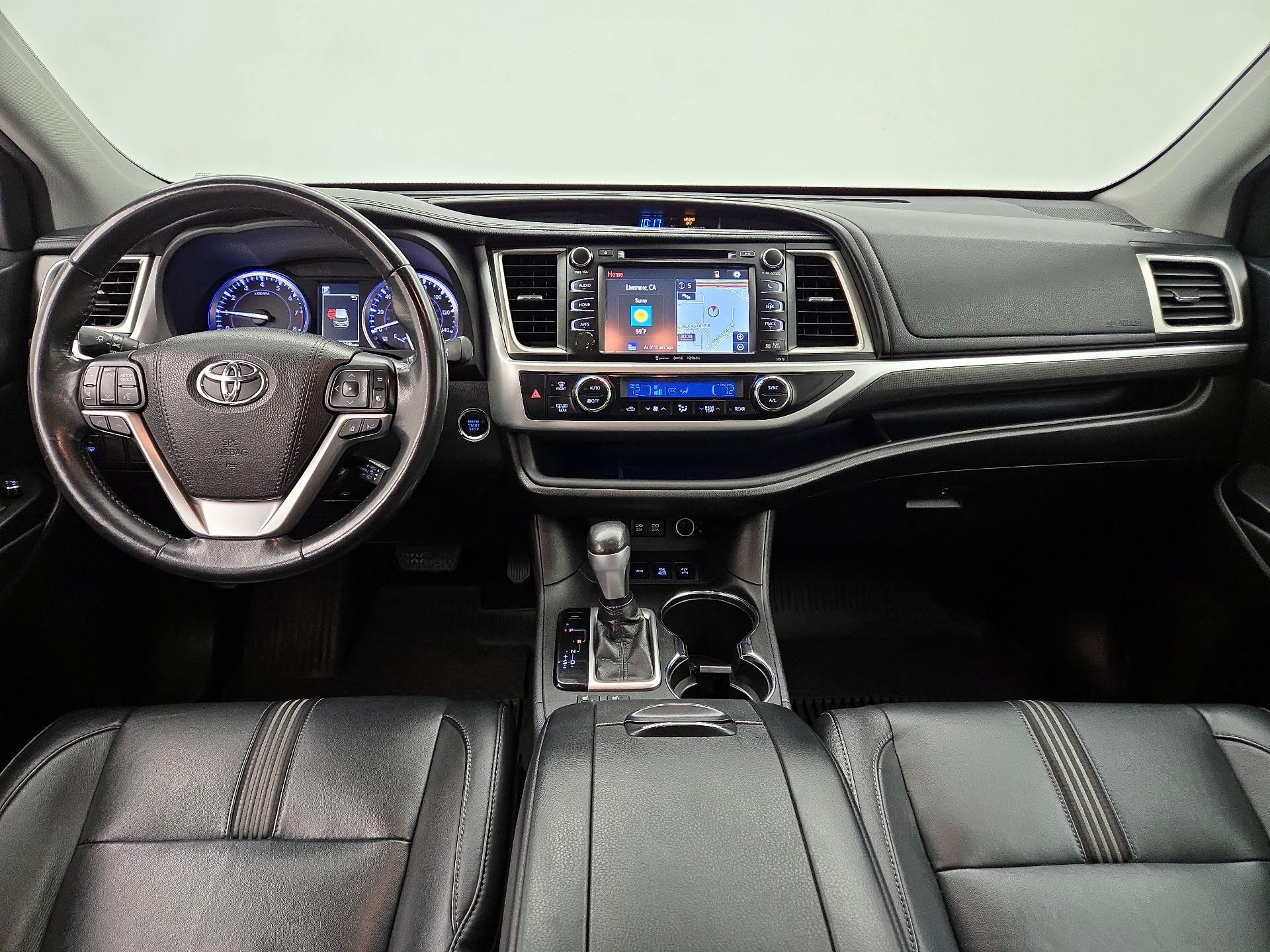 Thumbnail: 2018 Toyota Highlander - 9