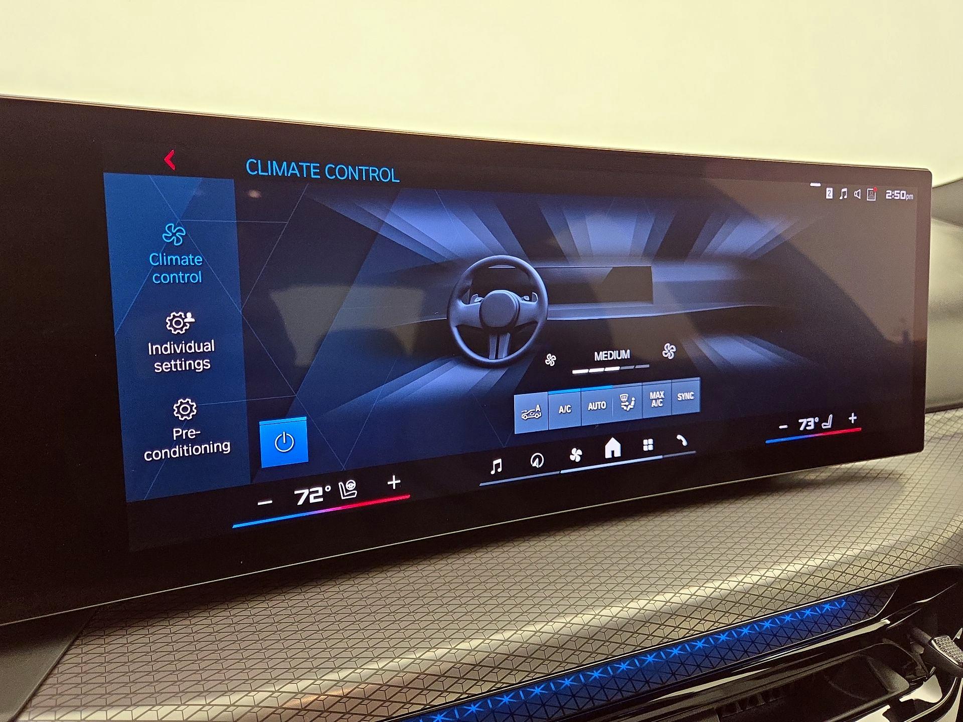 Thumbnail: 2025 BMW M3 - 16