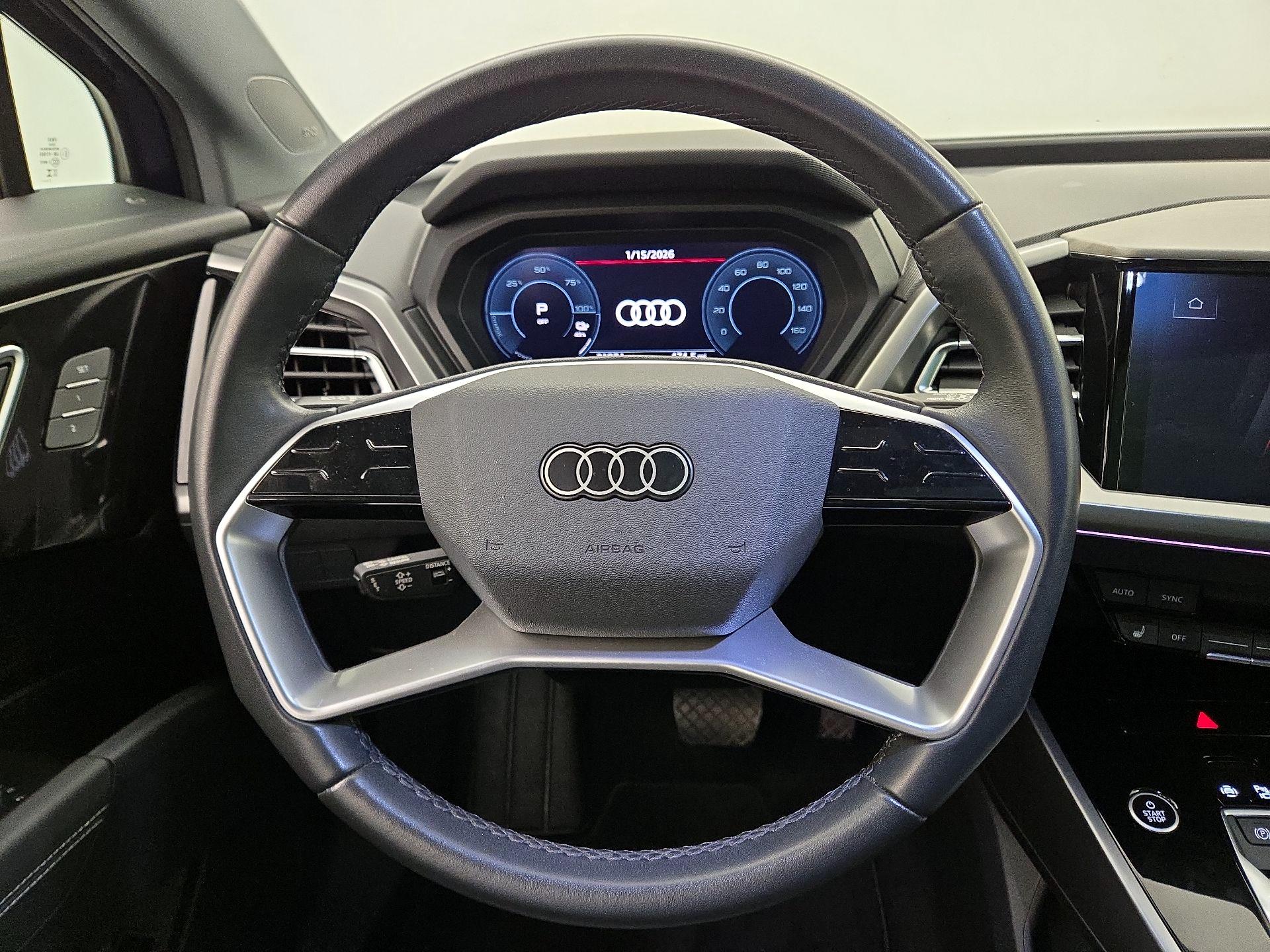 Thumbnail: 2023 Audi Q4 e-tron - 10