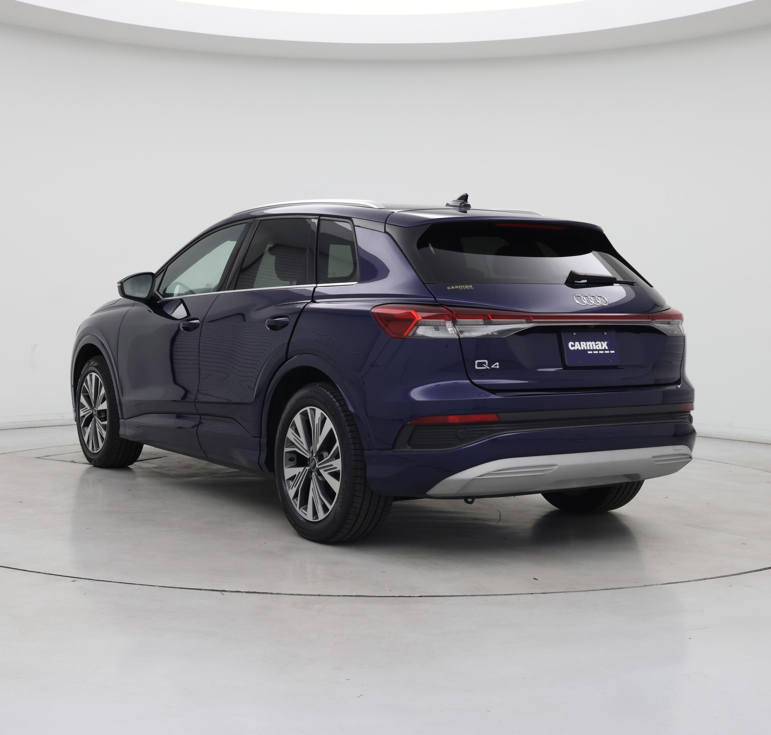 Thumbnail: 2023 Audi Q4 e-tron - 2