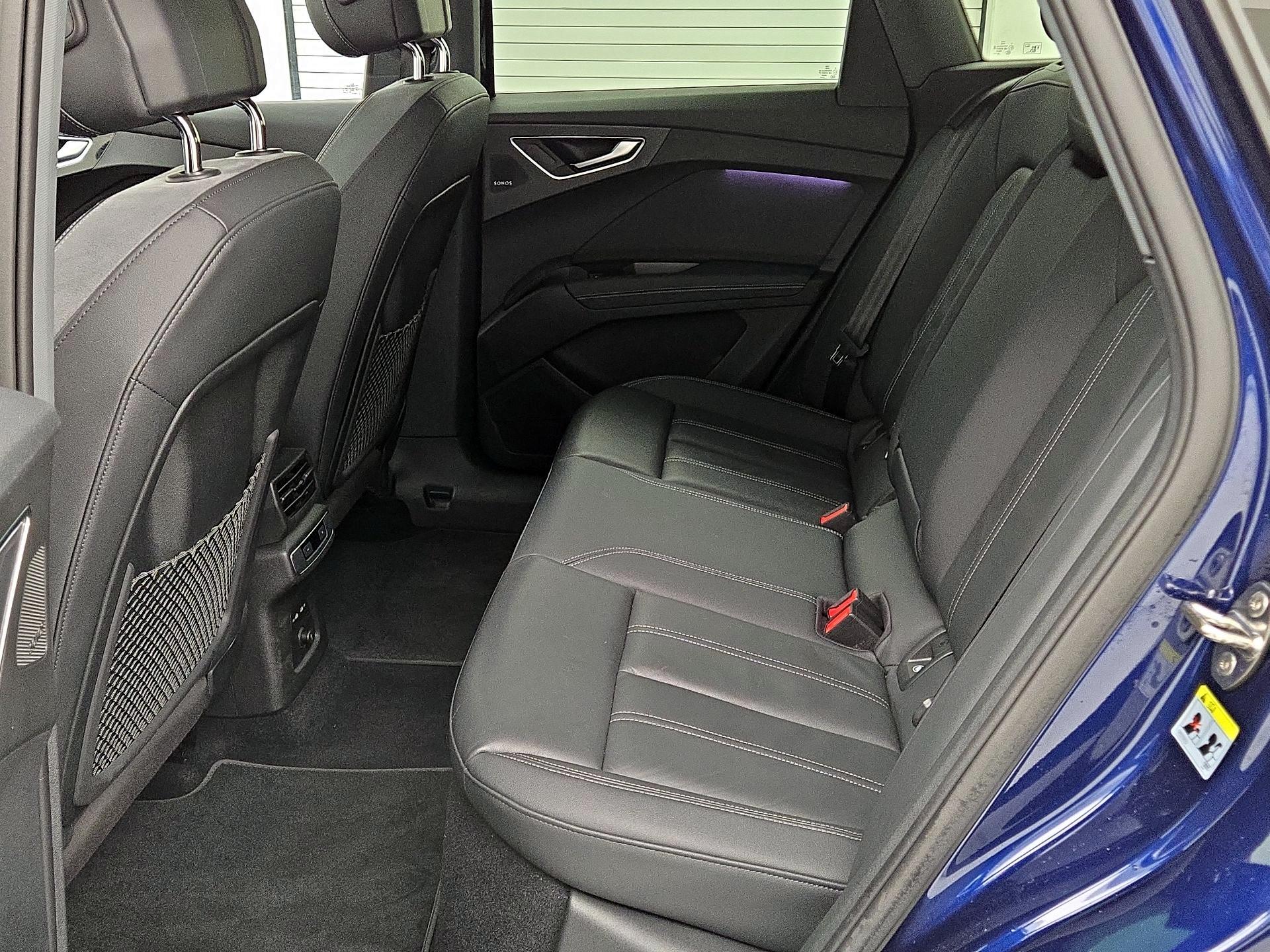 Thumbnail: 2023 Audi Q4 e-tron - 20