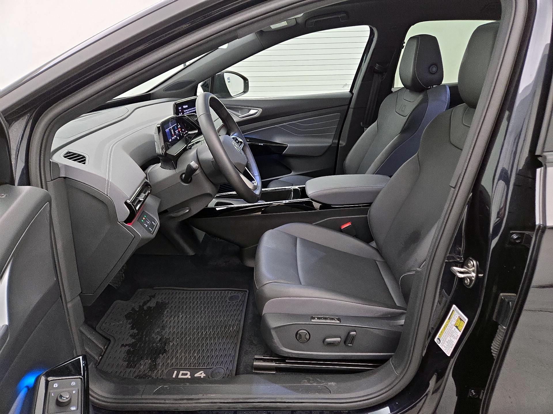 Thumbnail: 2023 Volkswagen ID.4 - 11