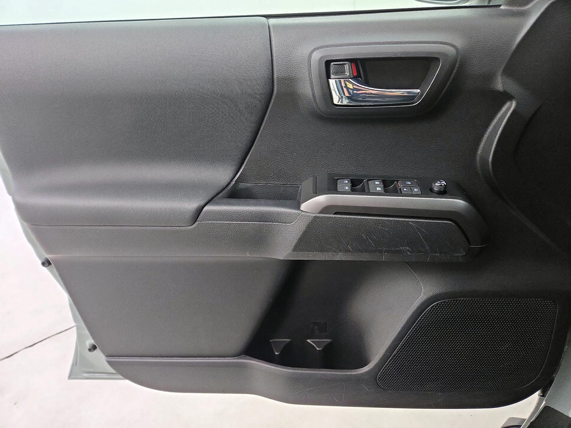 Thumbnail: 2023 Toyota Tacoma - 12