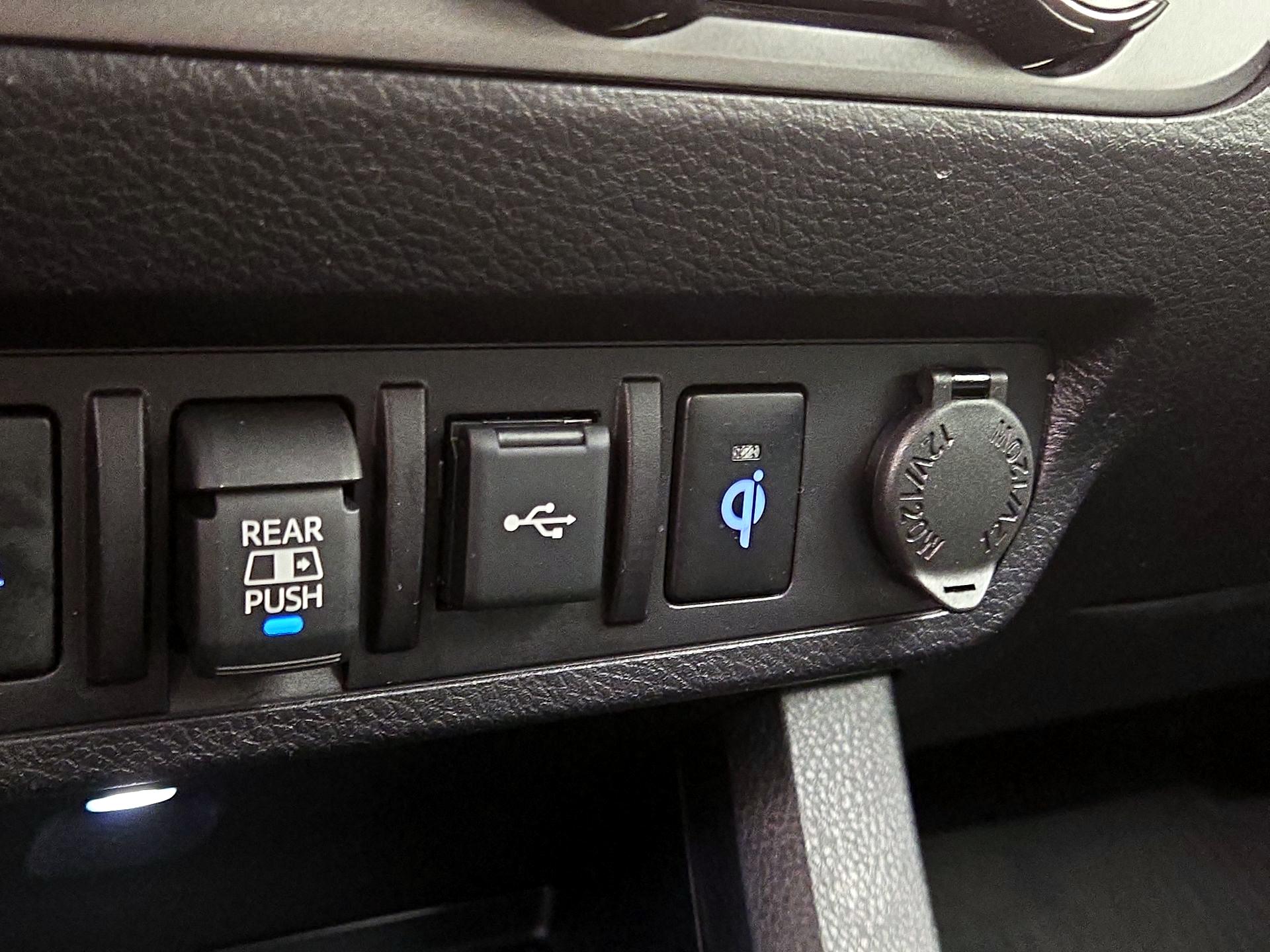 Thumbnail: 2023 Toyota Tacoma - 18