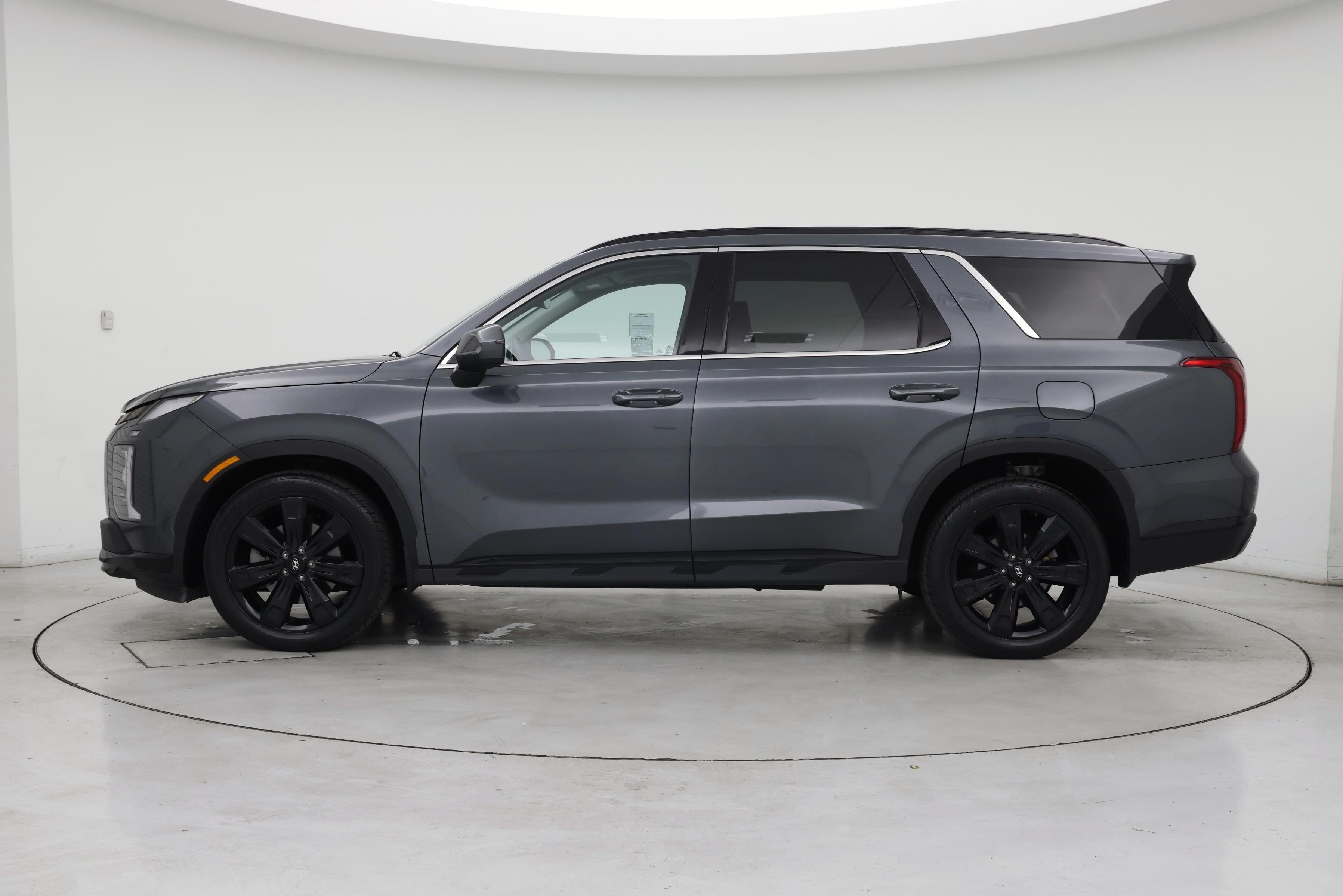 Thumbnail: 2023 Hyundai Palisade - 3