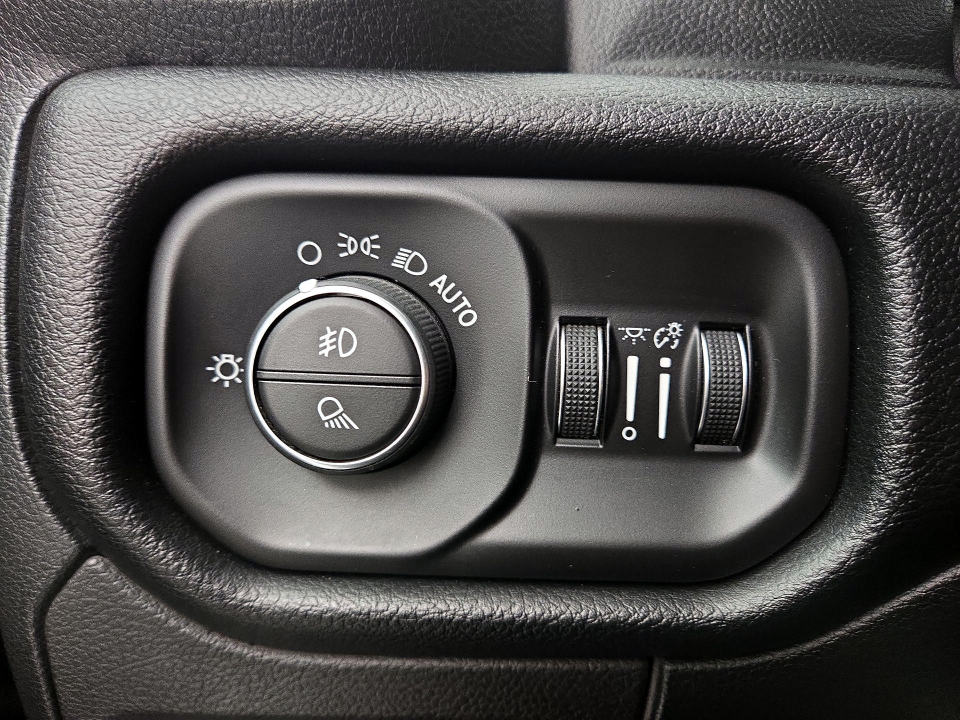 Thumbnail: 2022 RAM 1500 - 13