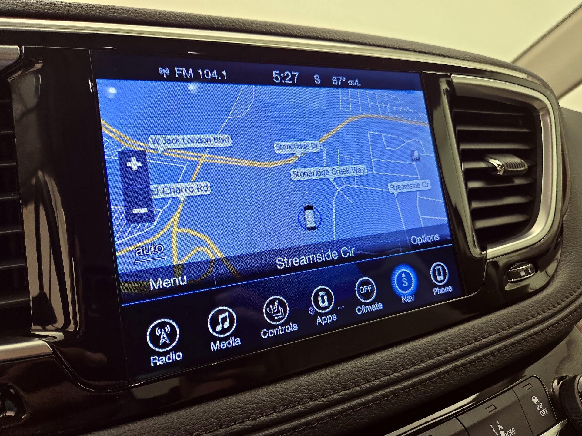 Thumbnail: 2017 Chrysler Pacifica - 14