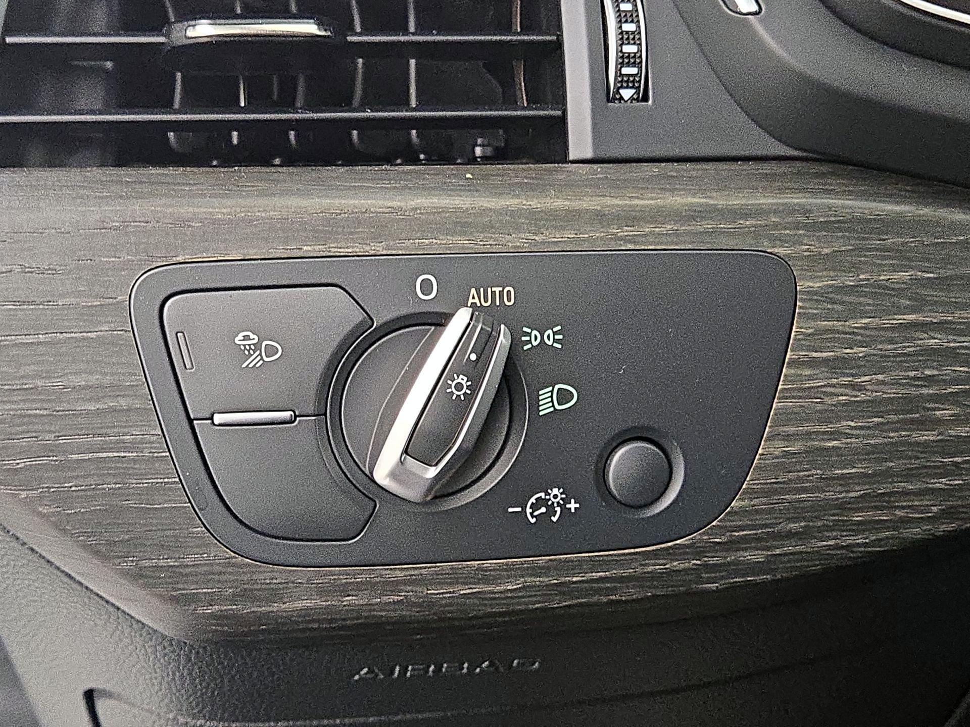 Thumbnail: 2019 Audi A4 - 13