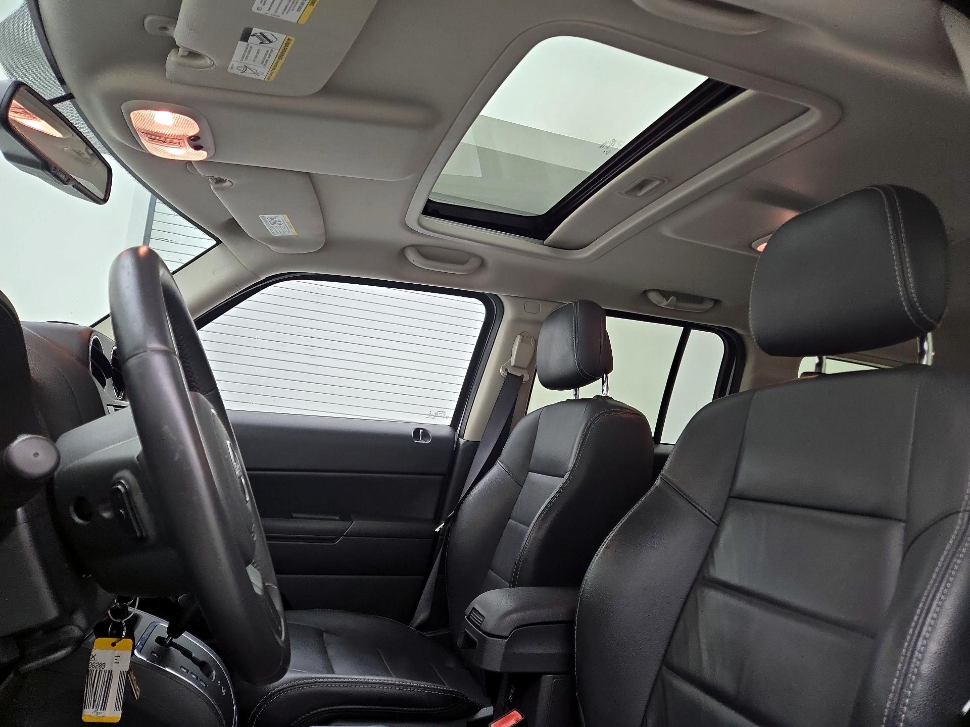 Thumbnail: 2016 Jeep Patriot - 17