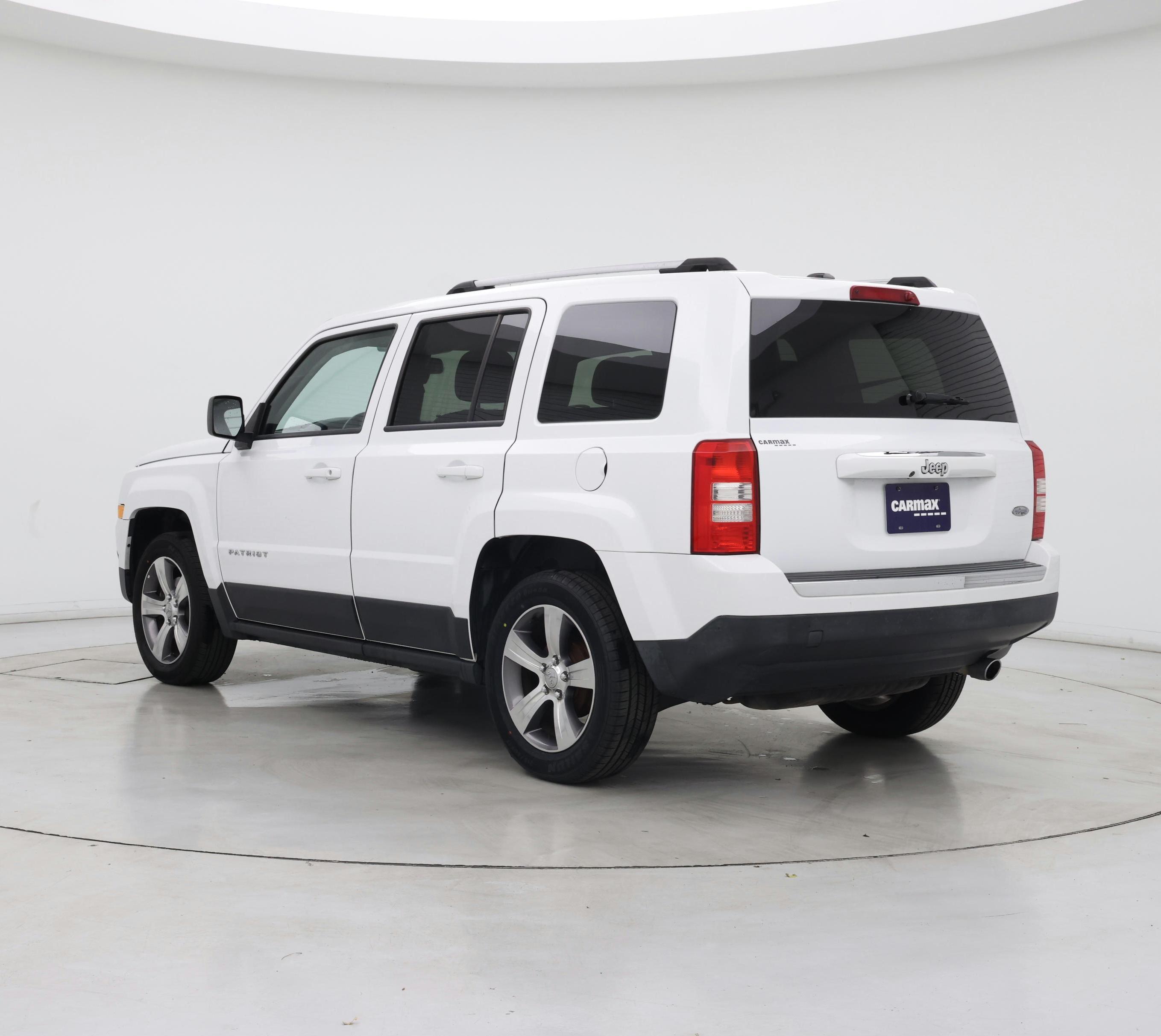 Thumbnail: 2016 Jeep Patriot - 2