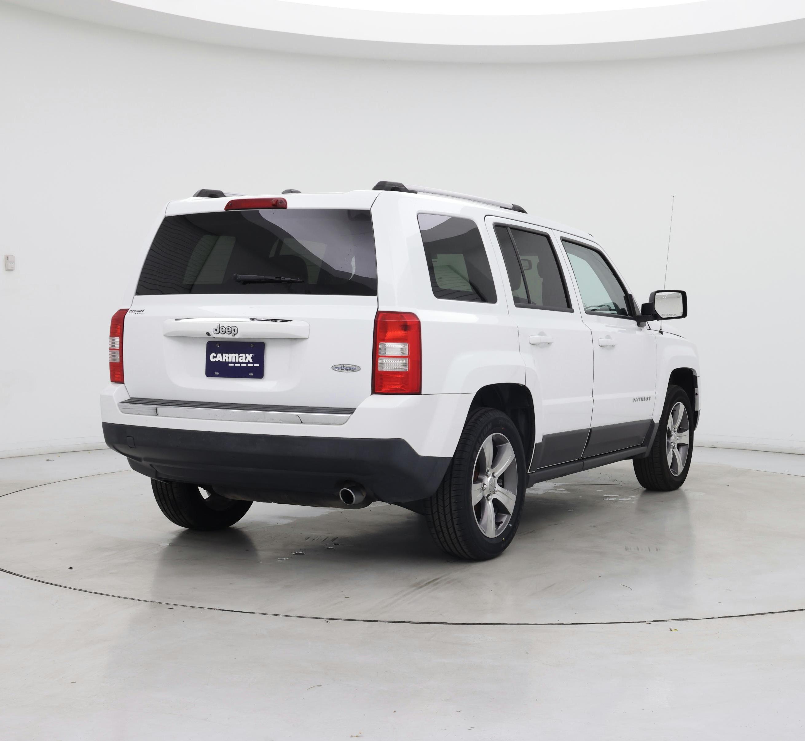 Thumbnail: 2016 Jeep Patriot - 8