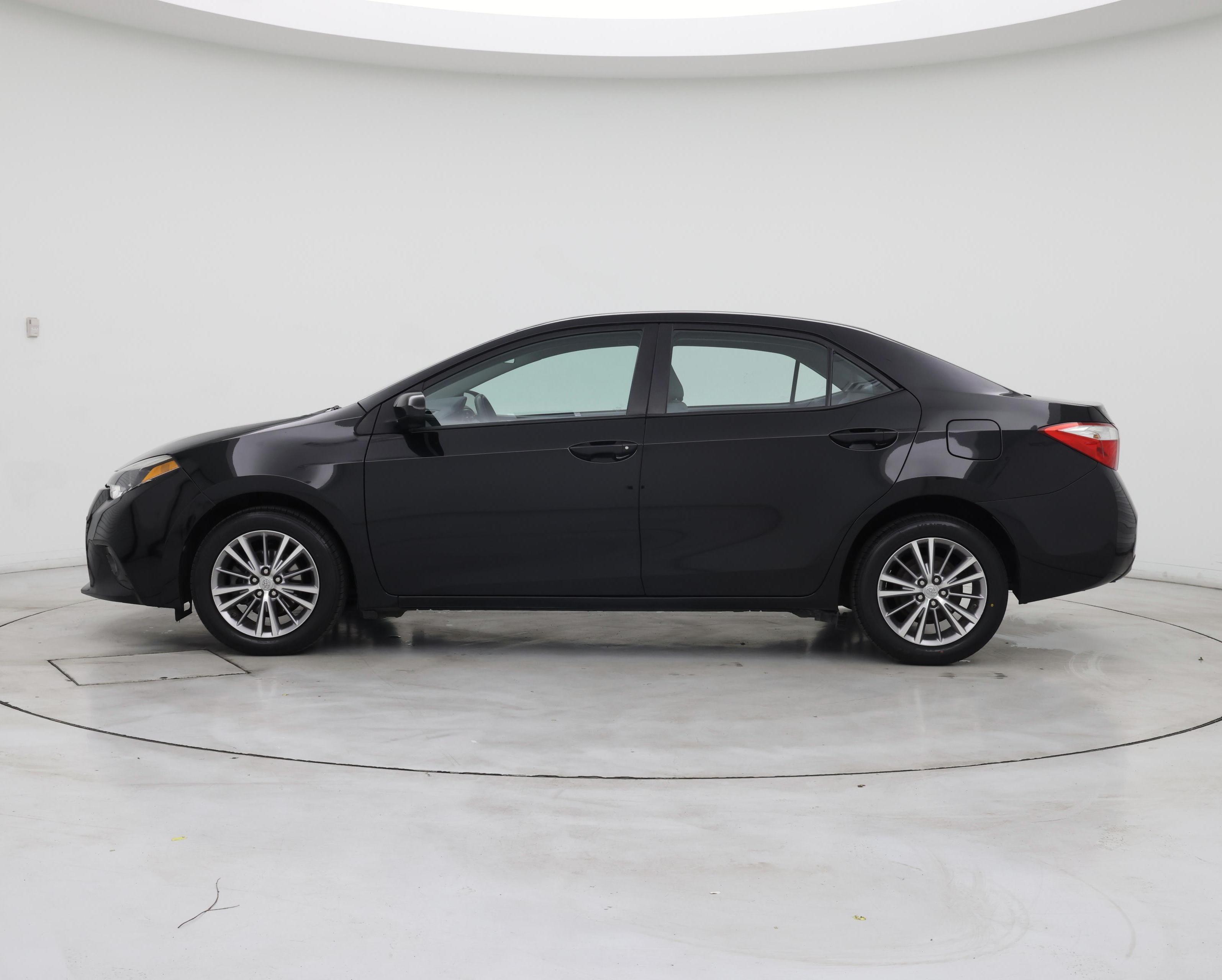 Thumbnail: 2015 Toyota Corolla - 3