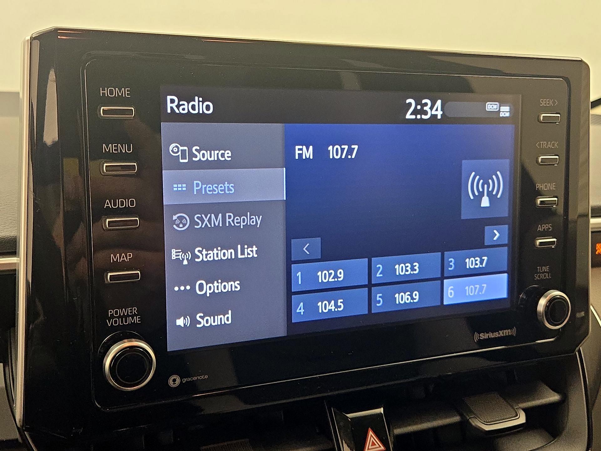 Thumbnail: 2021 Toyota Corolla - 16