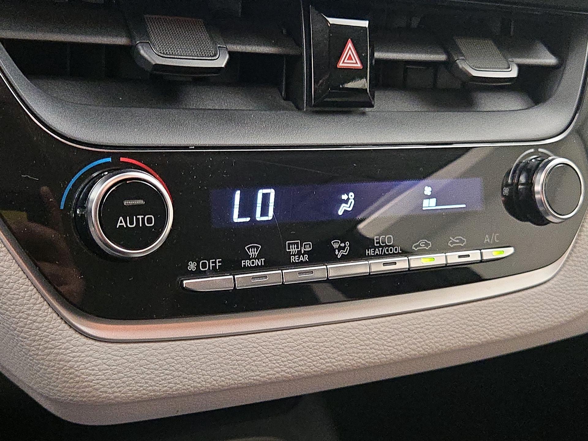 Thumbnail: 2021 Toyota Corolla - 17