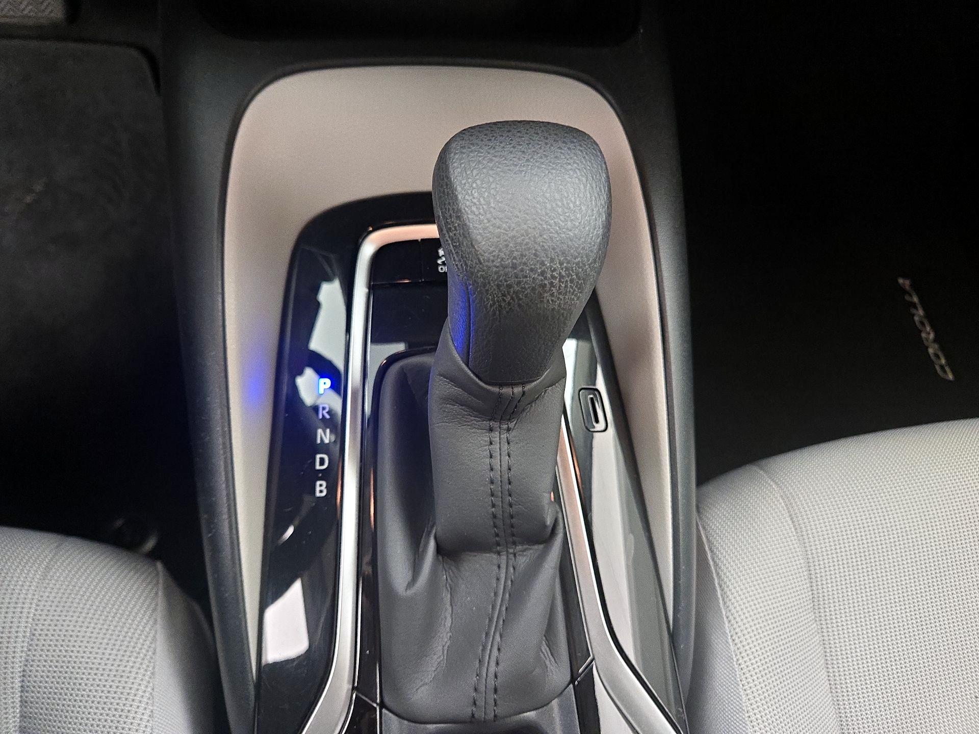 Thumbnail: 2021 Toyota Corolla - 18