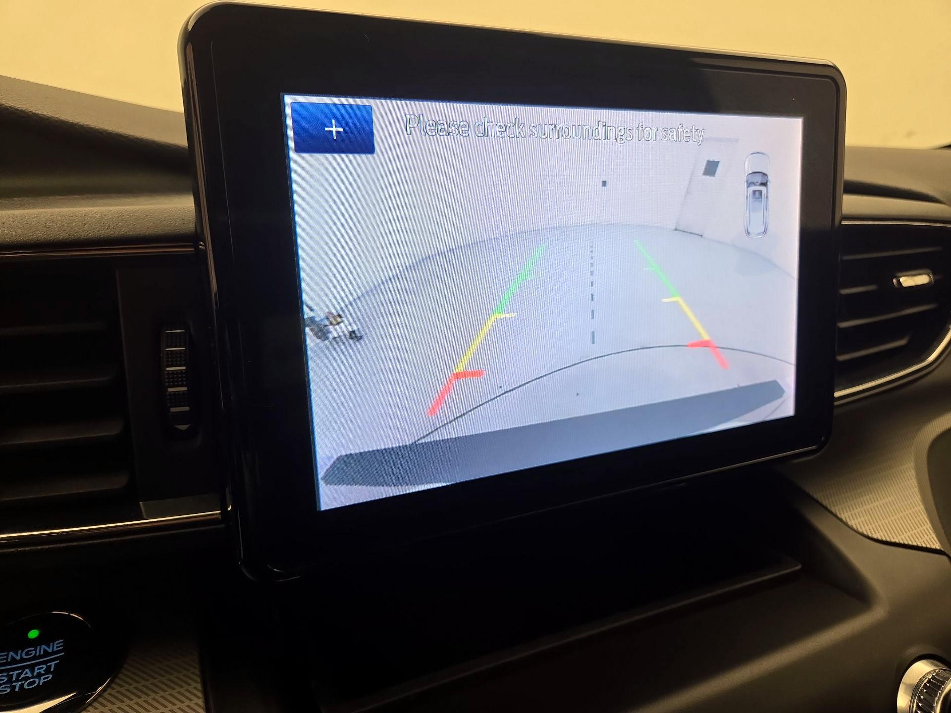 Thumbnail: 2020 Ford Explorer - 15