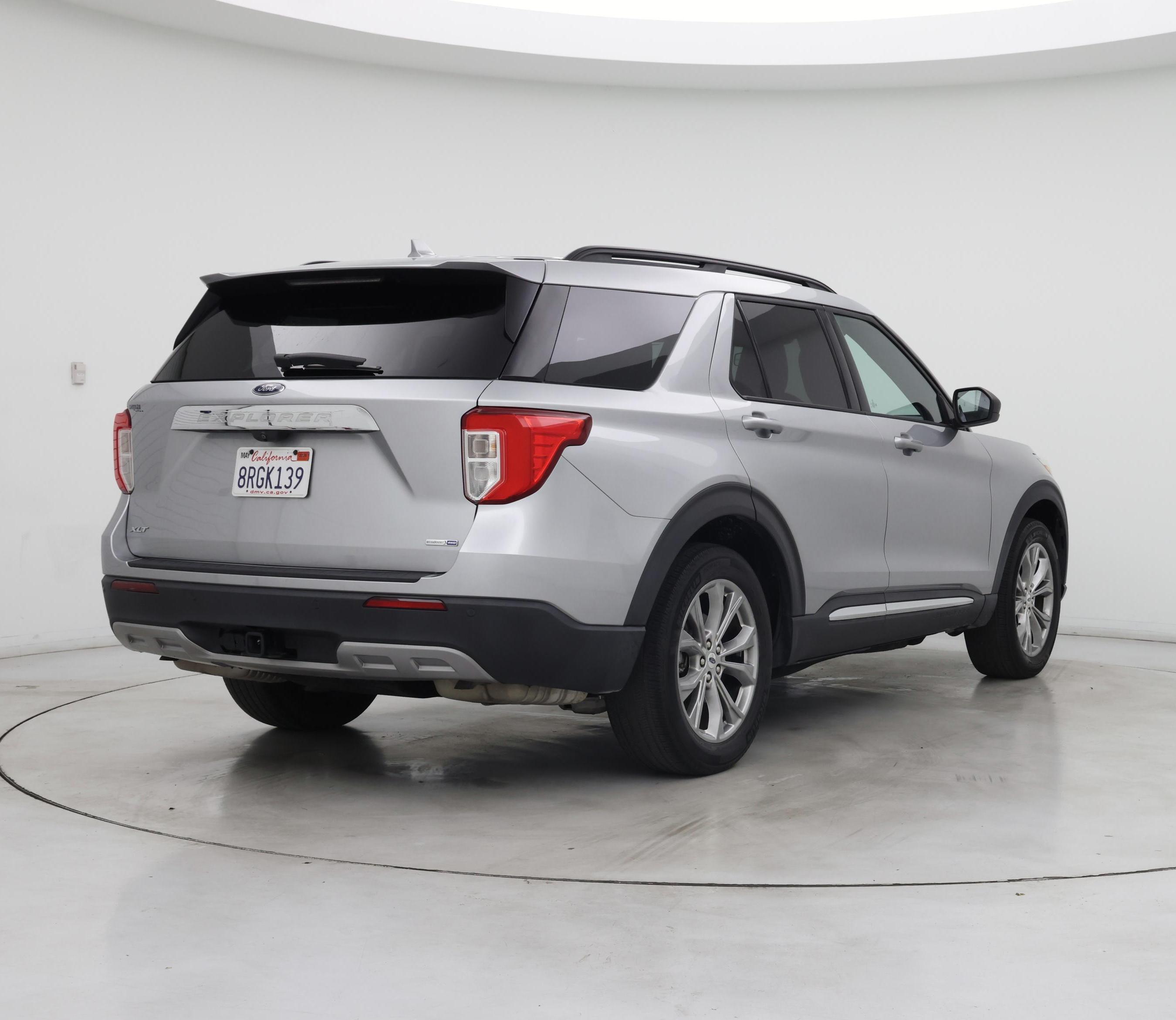 Thumbnail: 2020 Ford Explorer - 8