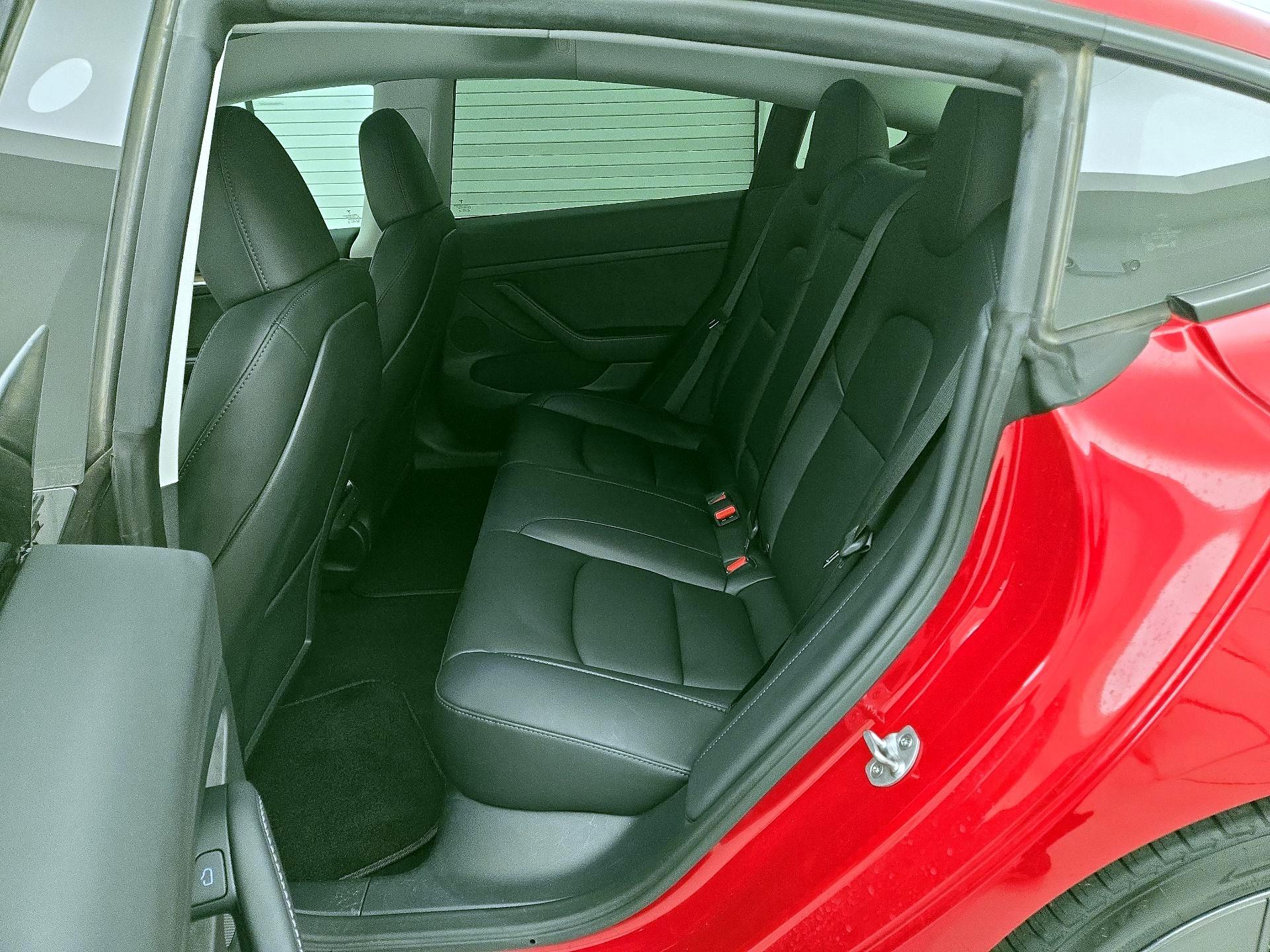 Thumbnail: 2023 Tesla Model 3 - 19