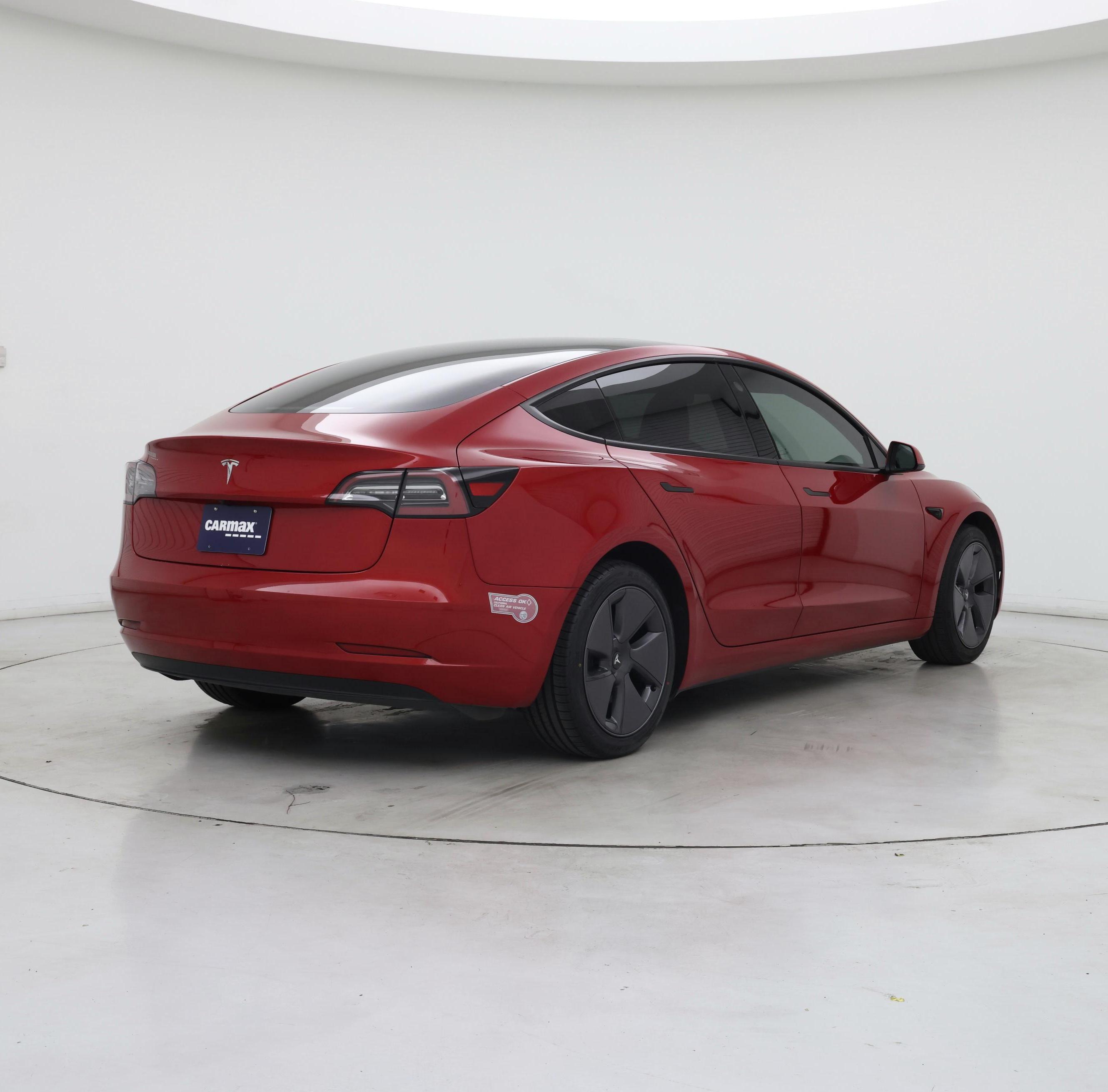 Thumbnail: 2023 Tesla Model 3 - 8