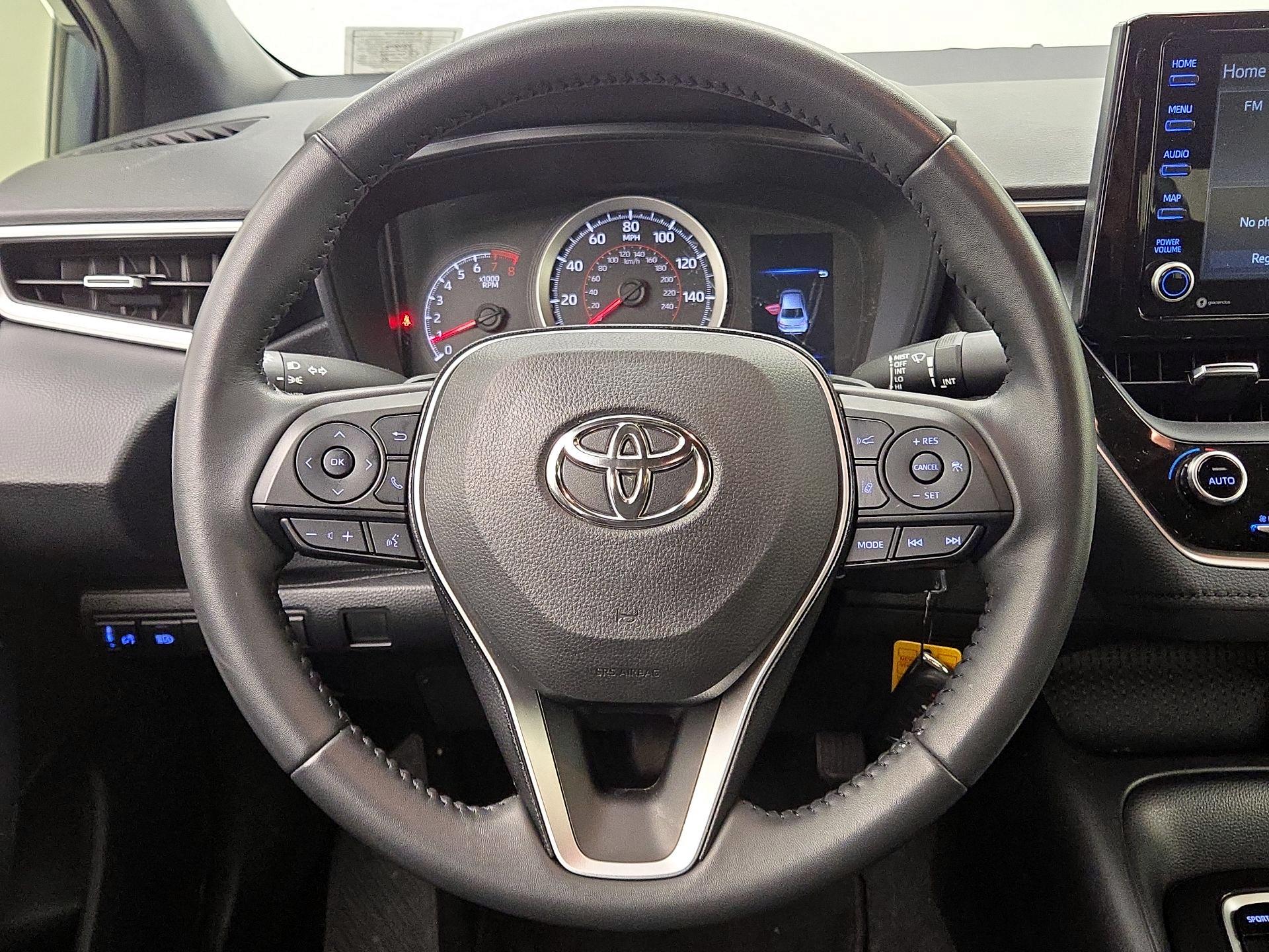 Thumbnail: 2022 Toyota Corolla - 10