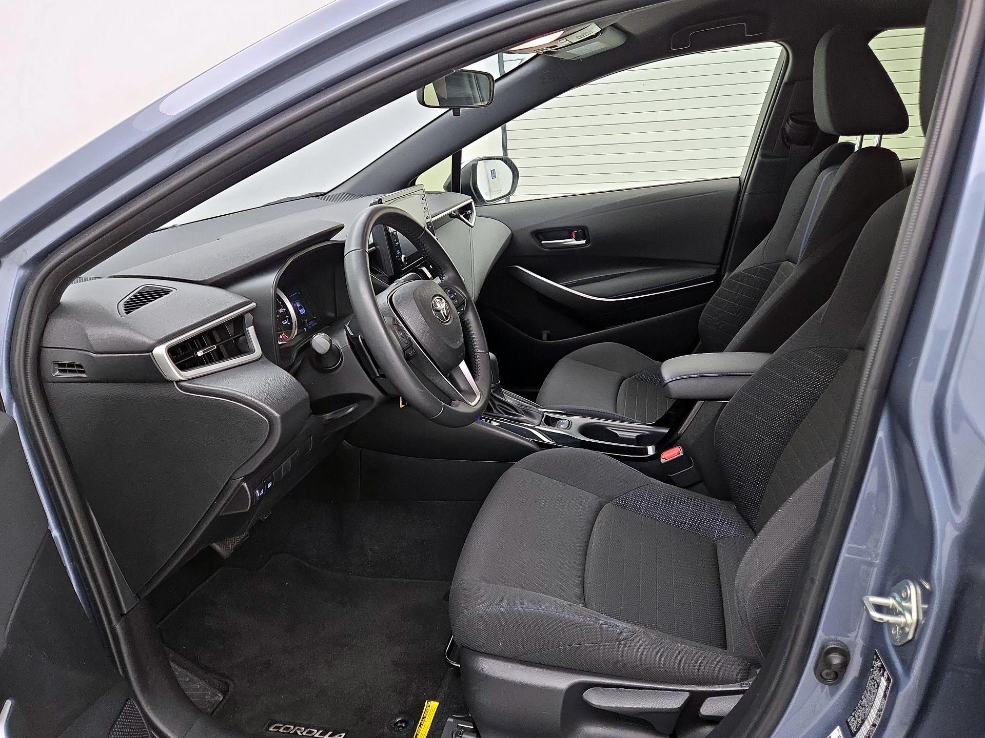 Thumbnail: 2022 Toyota Corolla - 11