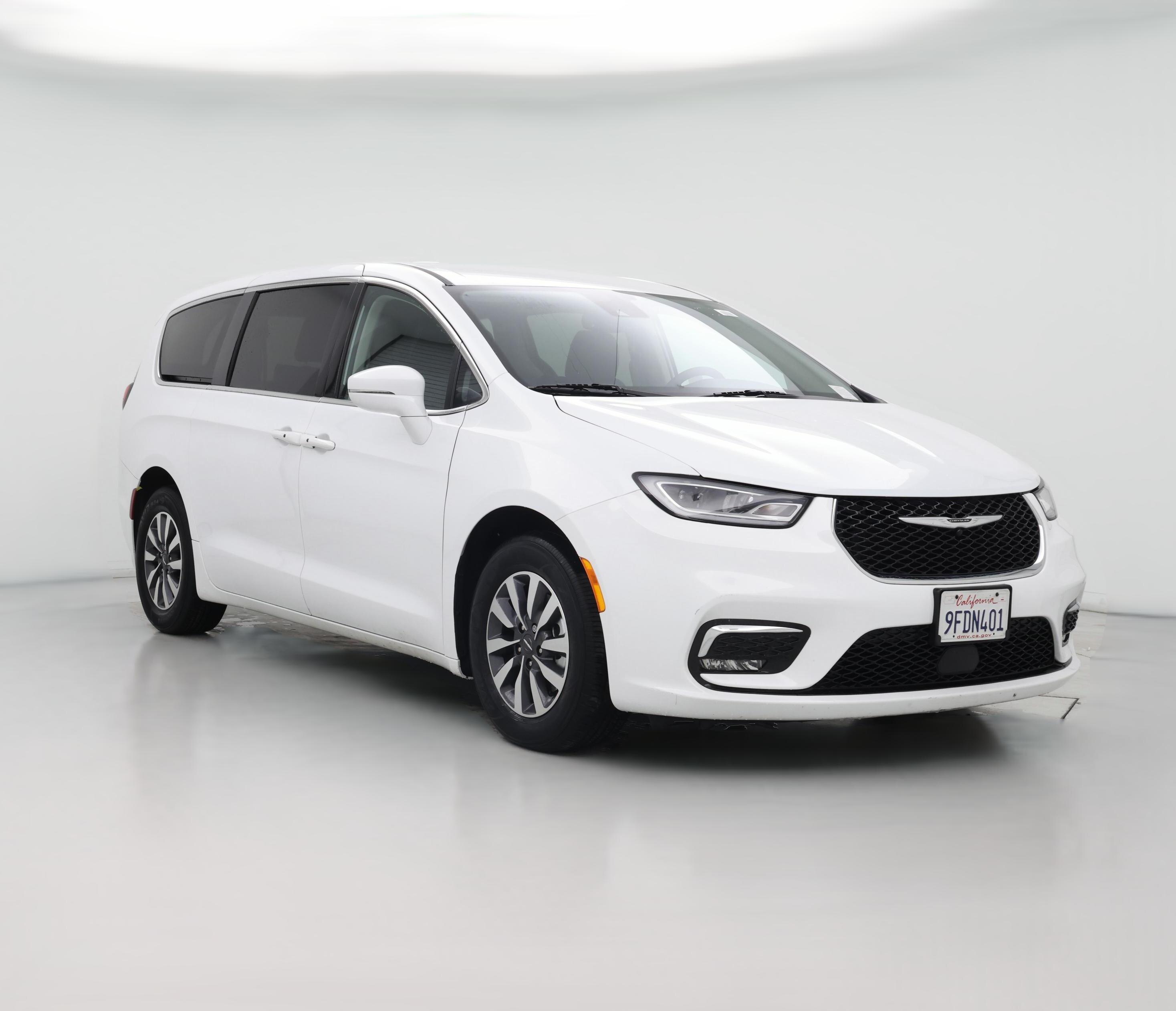 Thumbnail: 2022 Chrysler Pacifica - 1