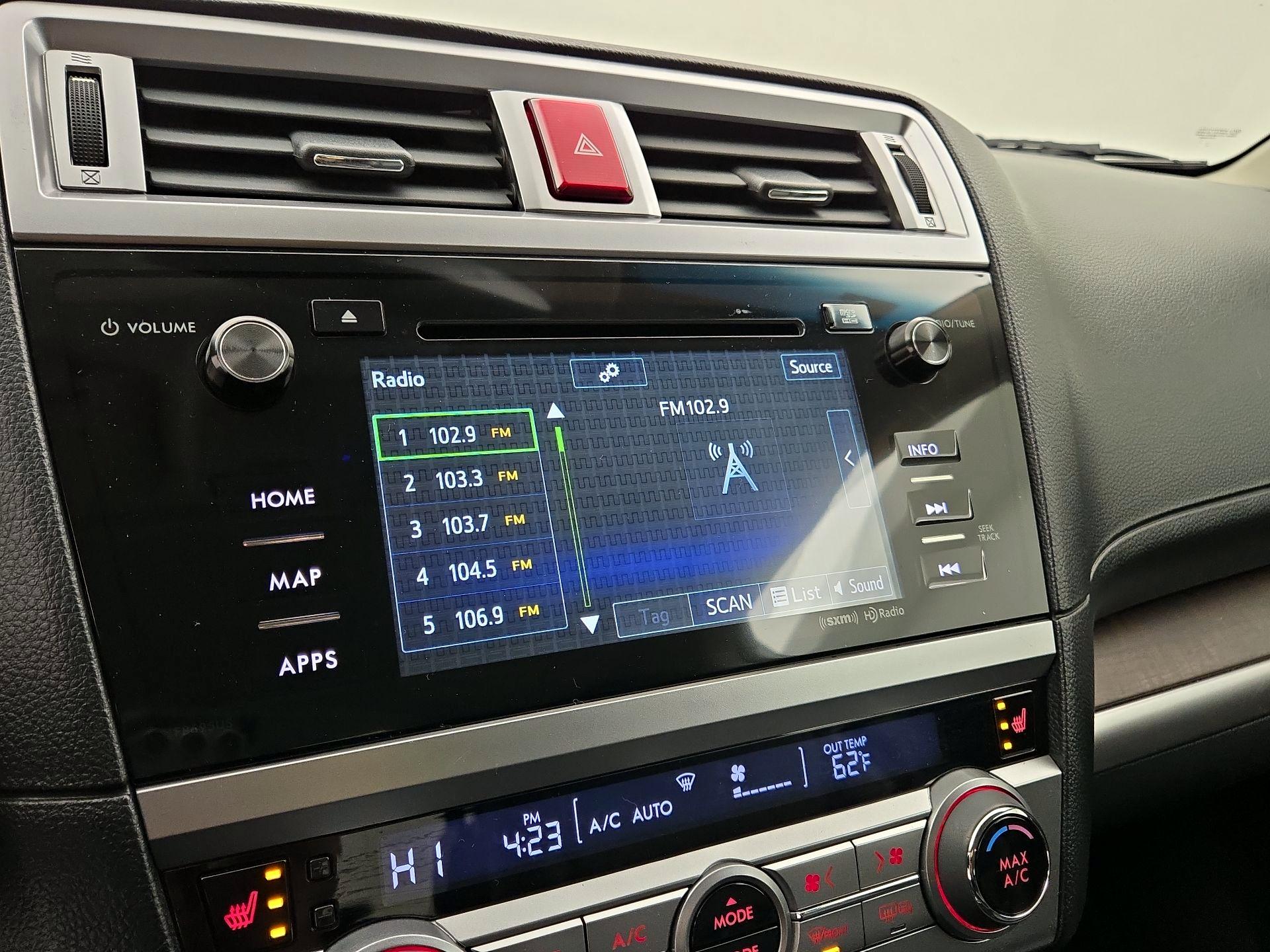 Thumbnail: 2016 Subaru Outback - 16