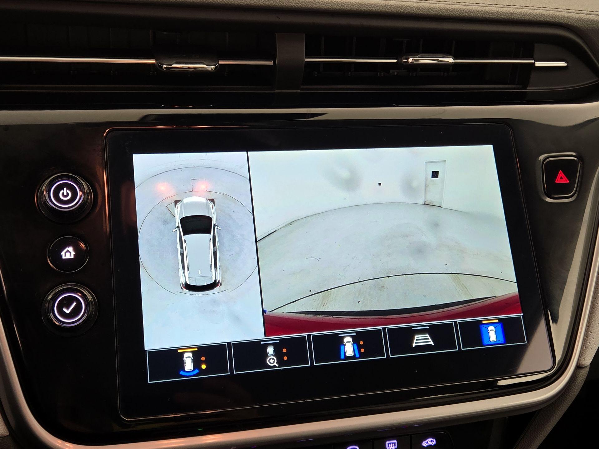 Thumbnail: 2022 Chevrolet Bolt EUV - 15