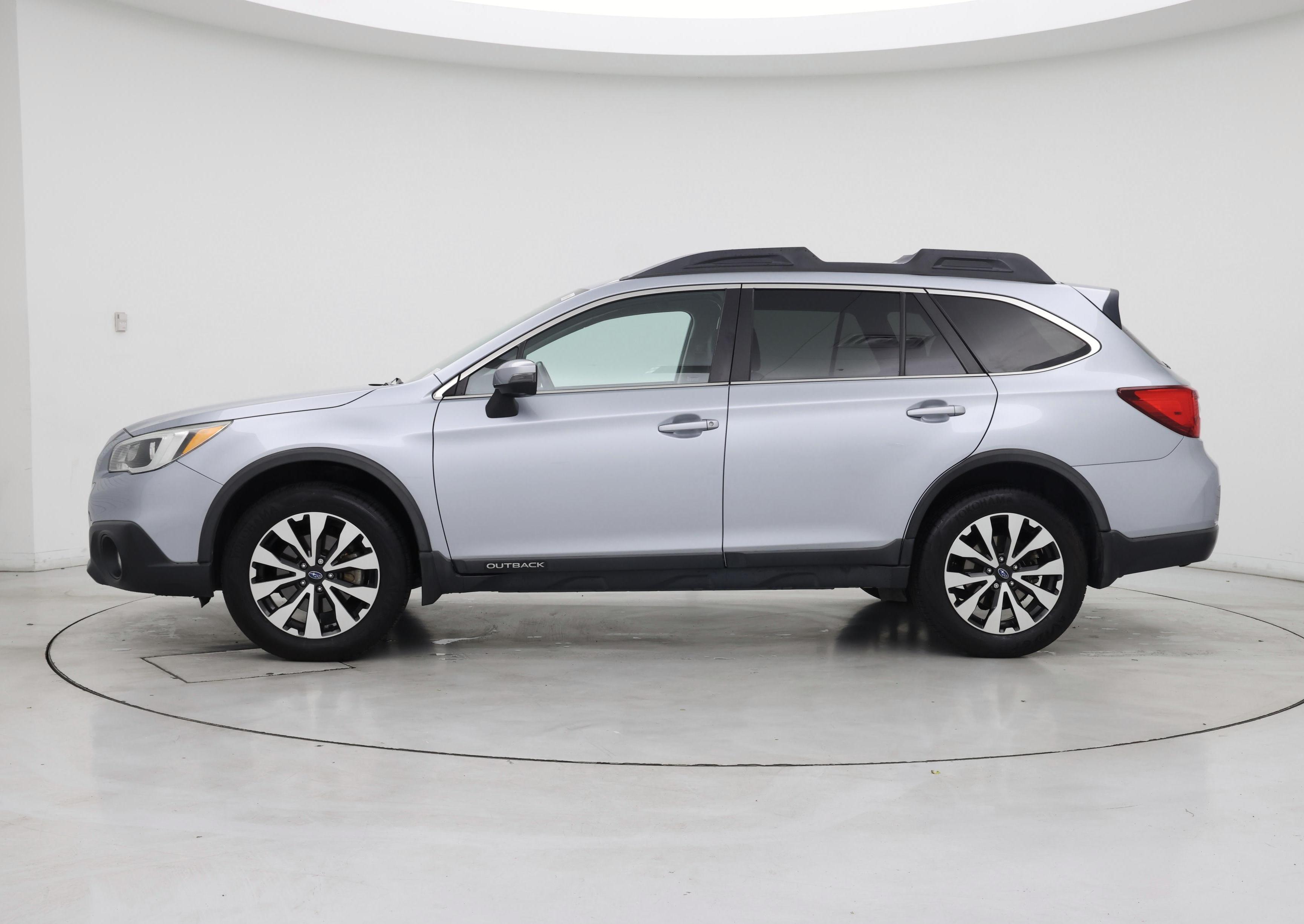 Thumbnail: 2015 Subaru Outback - 3