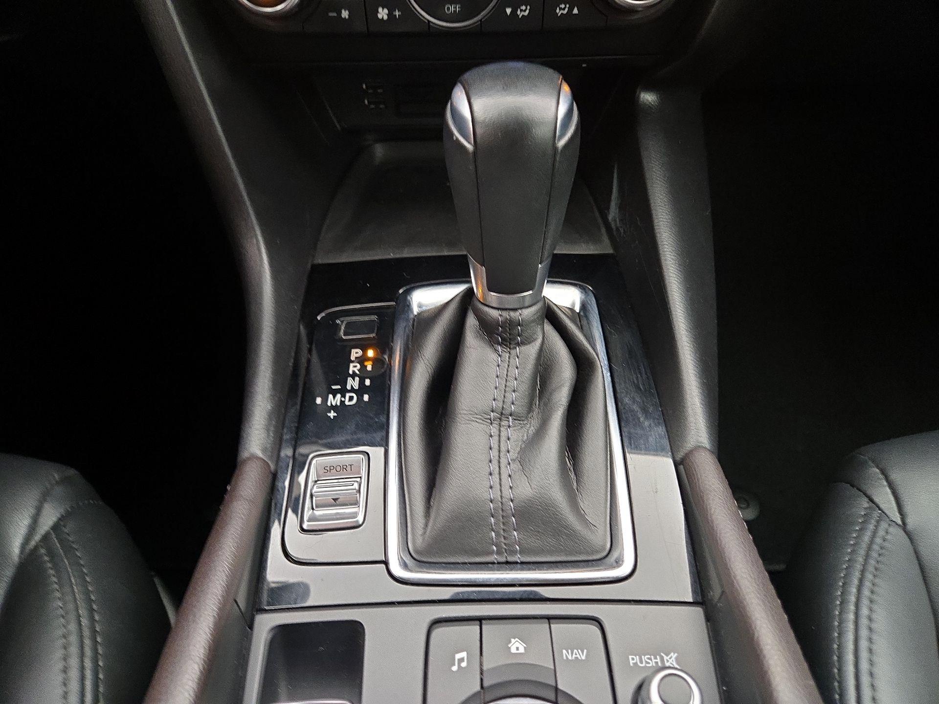 Thumbnail: 2017 Mazda Mazda3 - 17