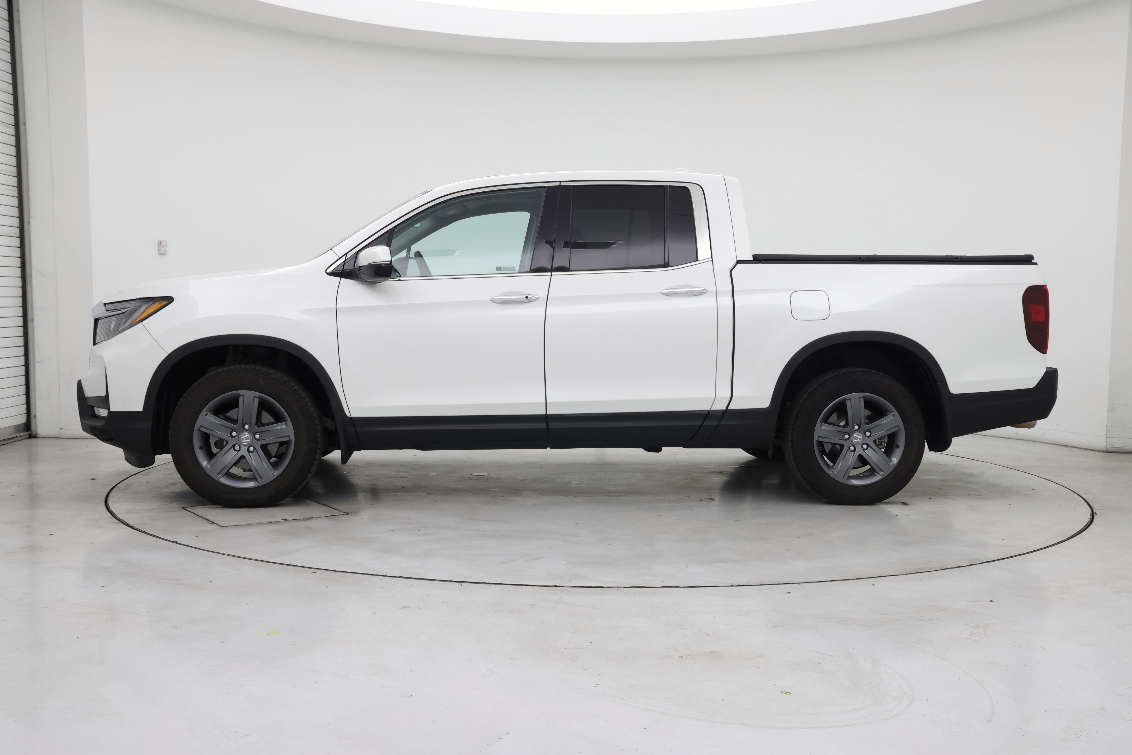 Thumbnail: 2022 Honda Ridgeline - 3